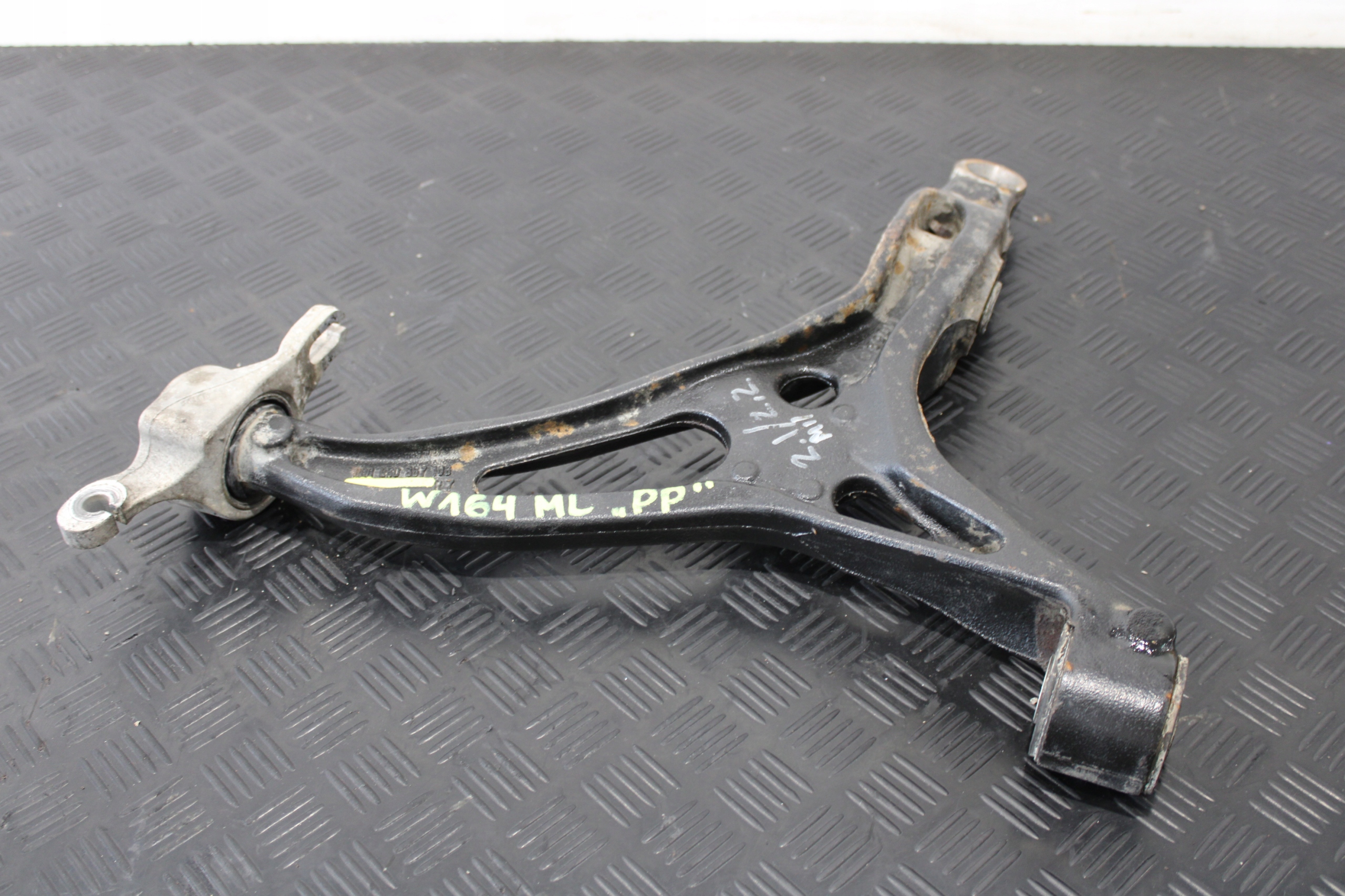 arm right front MERCEDES ML W164