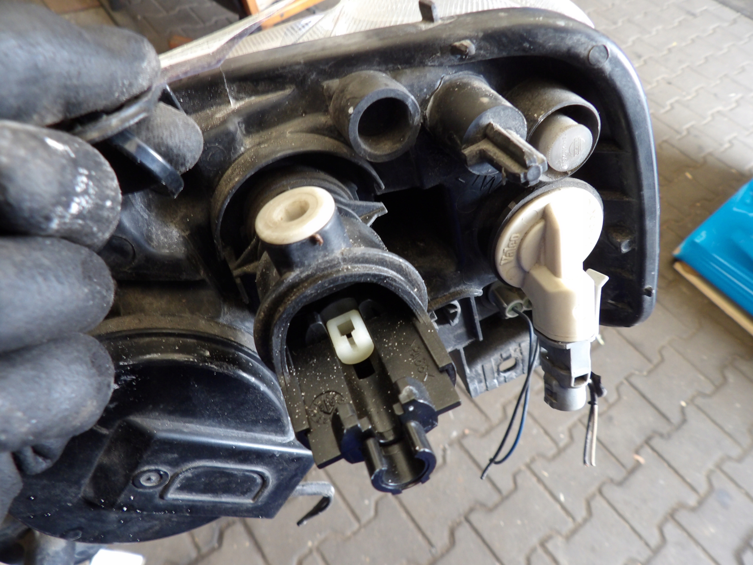 Dacia Logan light front right 8200211006 89029770