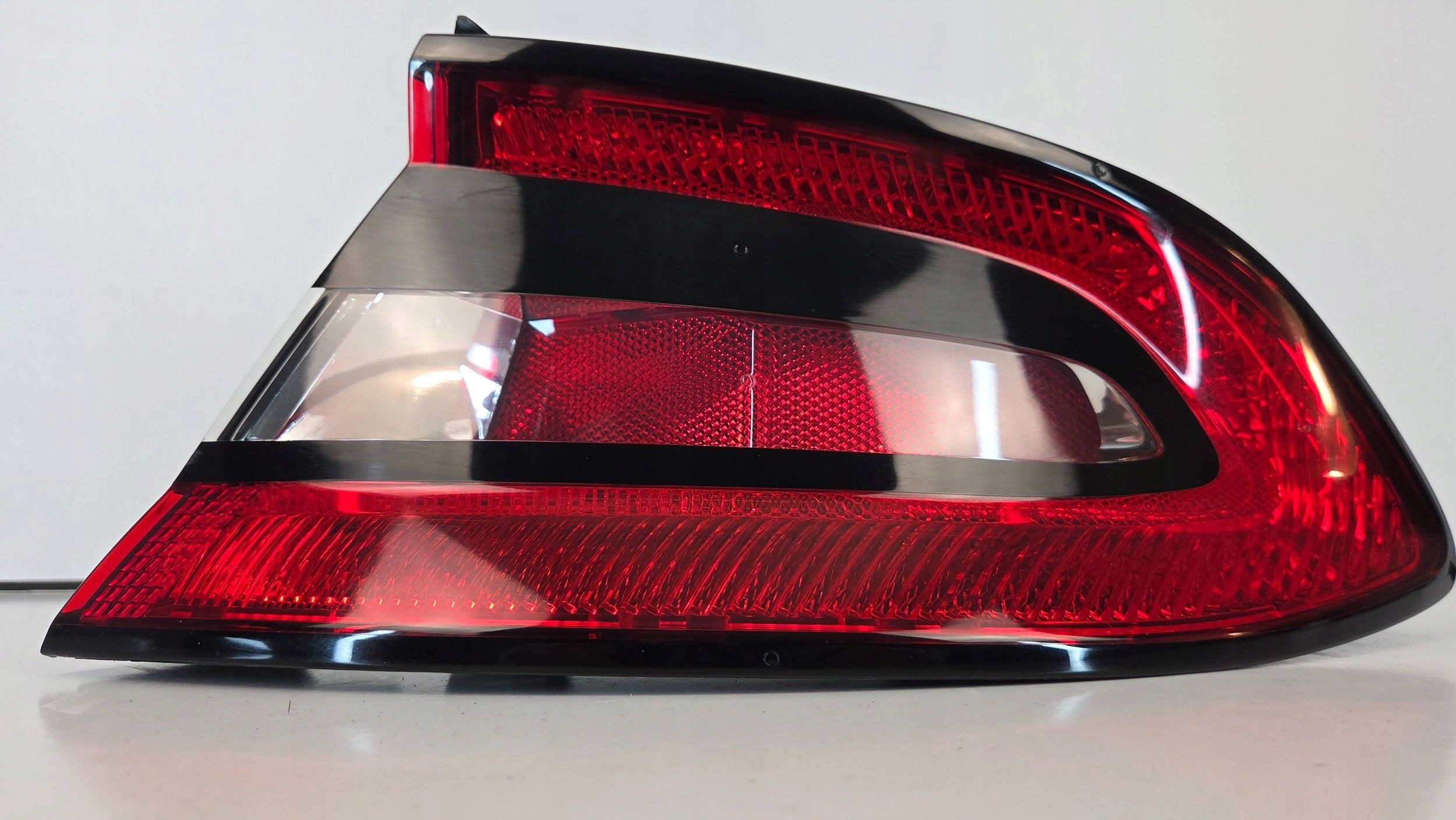 Dodge Dart 12-16 USA light rear rear part right