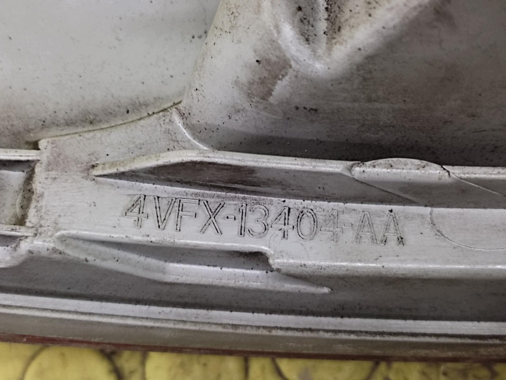VW GOLF V light right rear part 4VFX13404AA