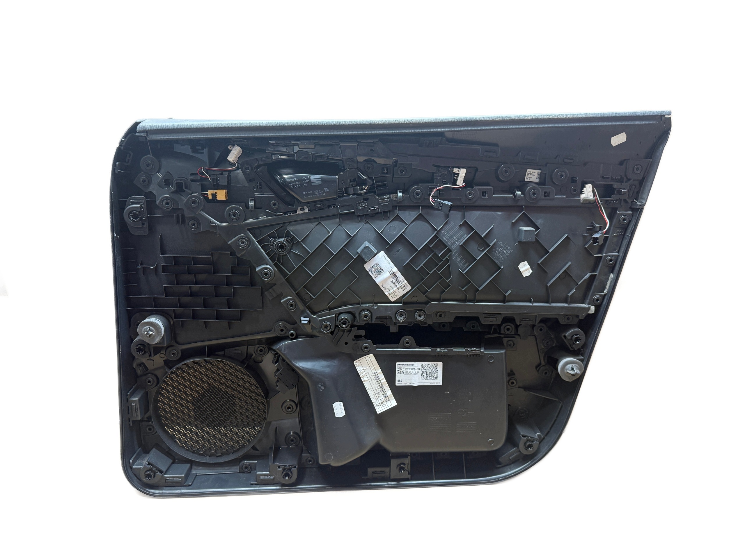 CUPRA FORMENTOR side door left front AMBIENTE