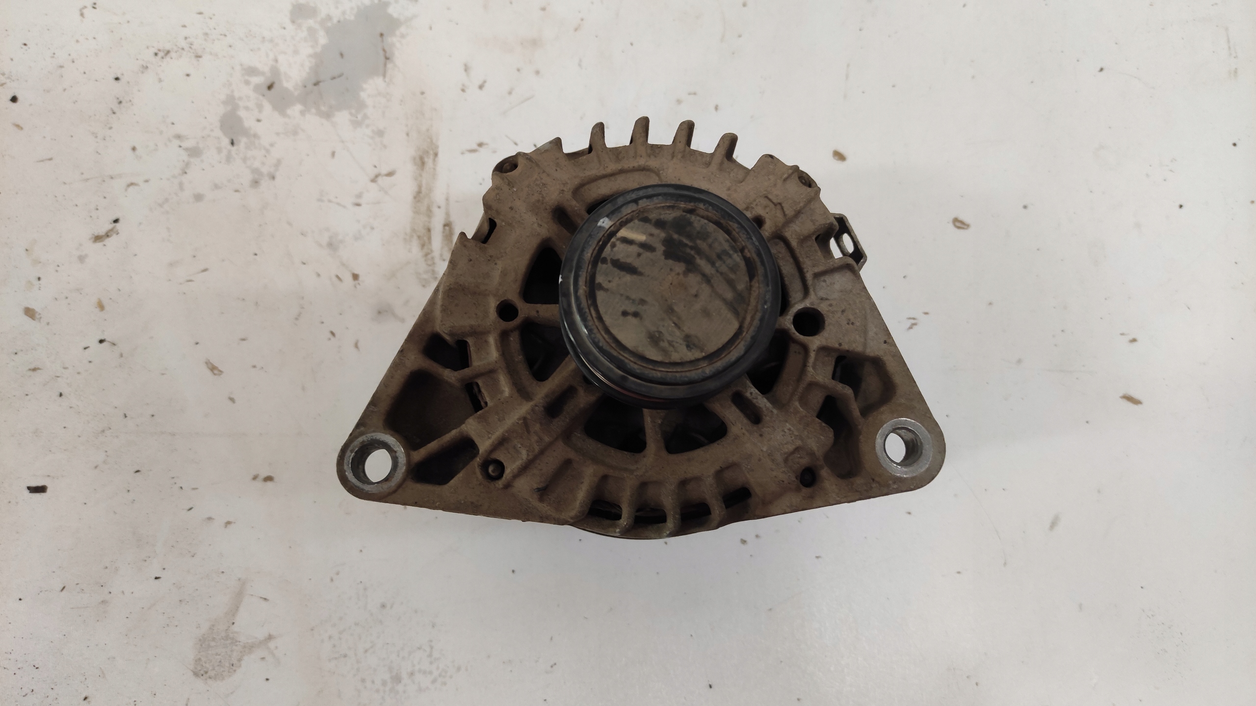 ALTERNATOR HYUNDAI KIA CRDI 37300-2A850 Numer katalogowy części 37300-2A850