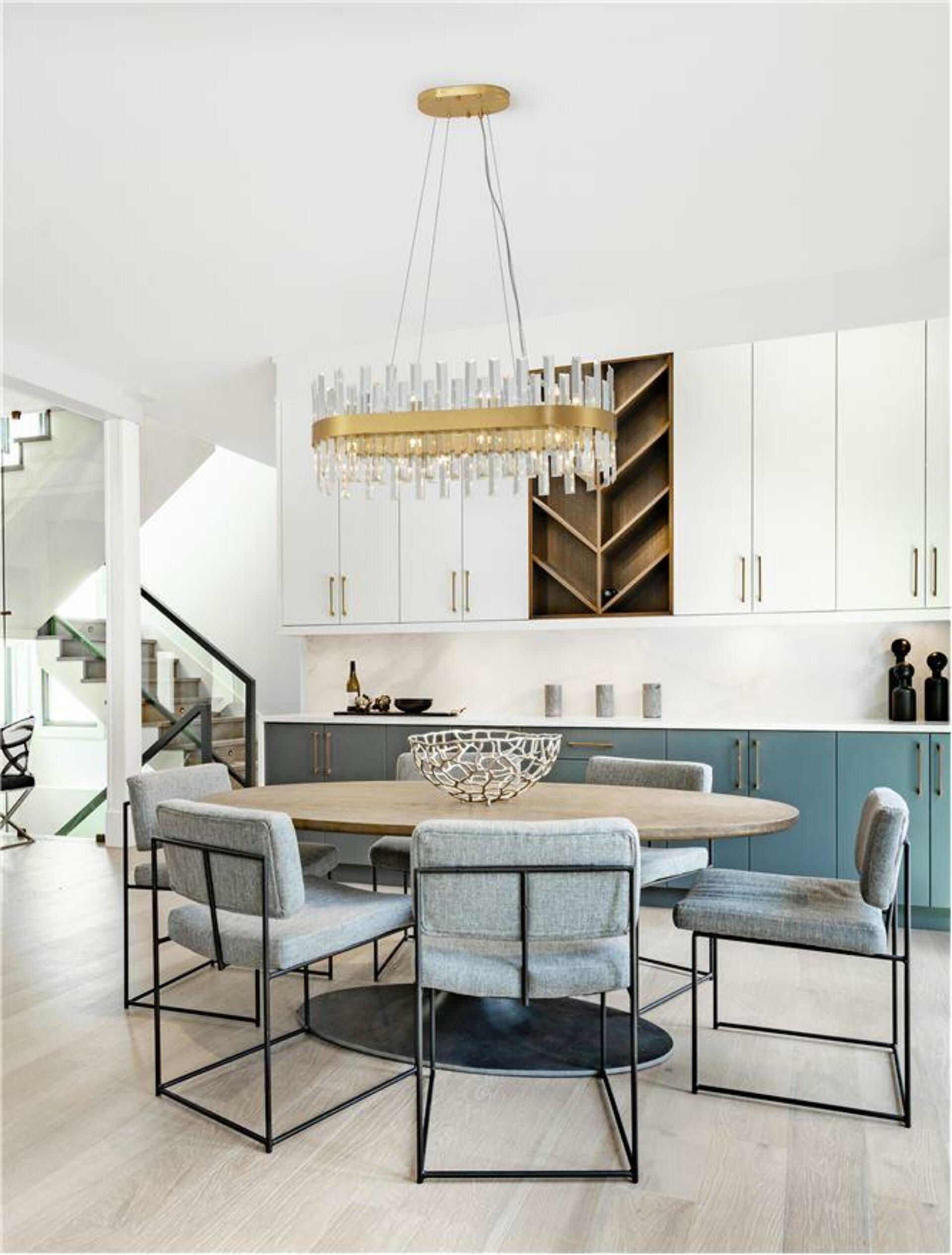 Nova Luce závěsné svítidlo Crown saténový zlatý kov a čirý křišťál (56 ks)