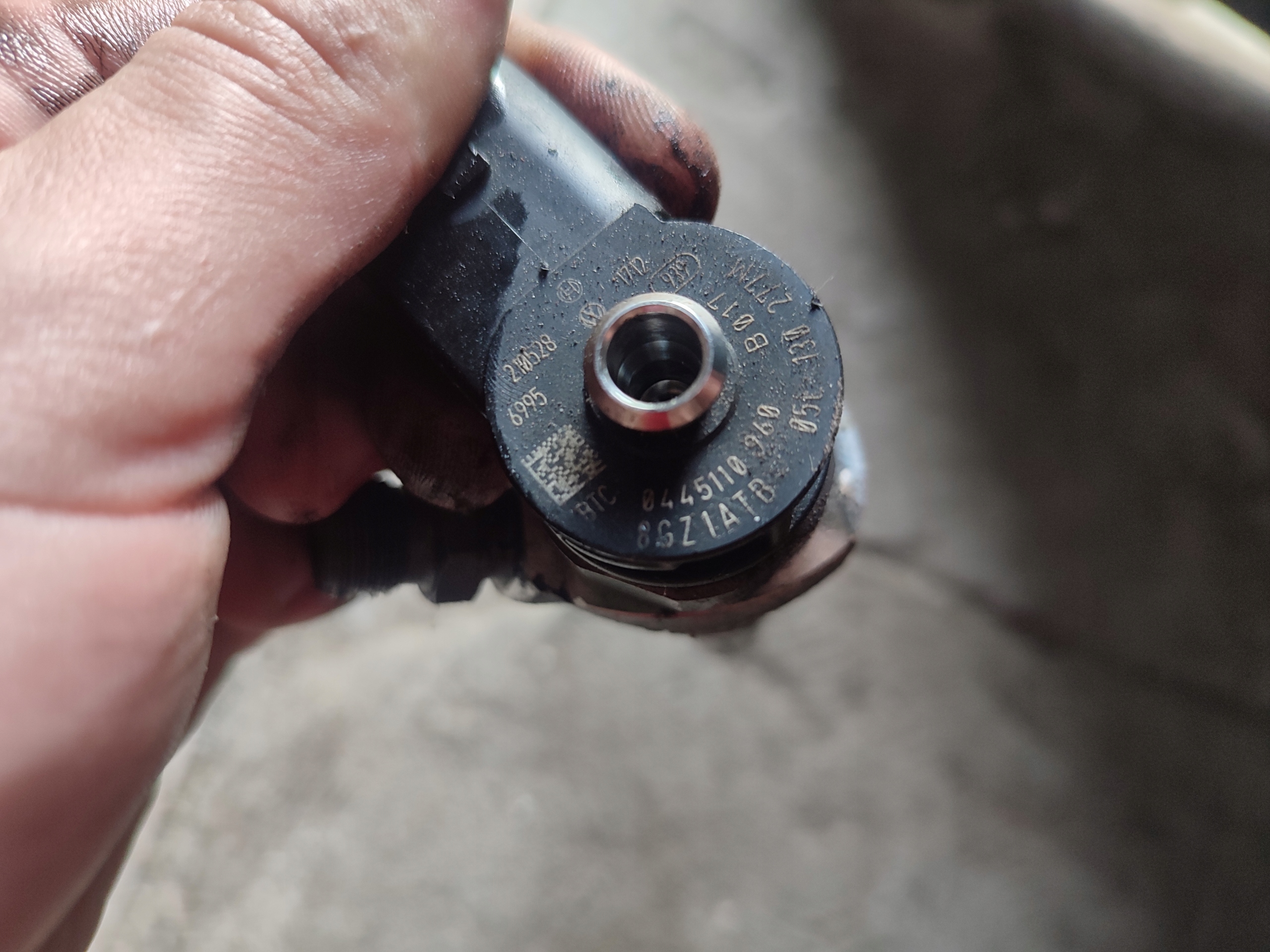 injector nozzle VW AUDI 2.0TDI 0445110960