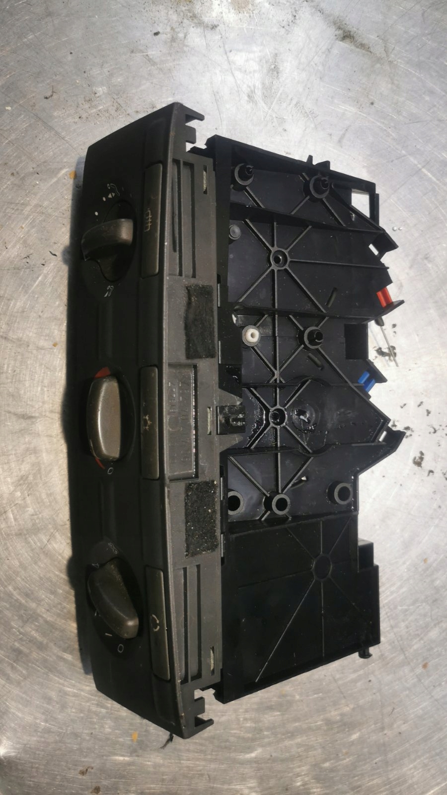 PANEL Bouches buses VOLVO S40 90 417 04 797