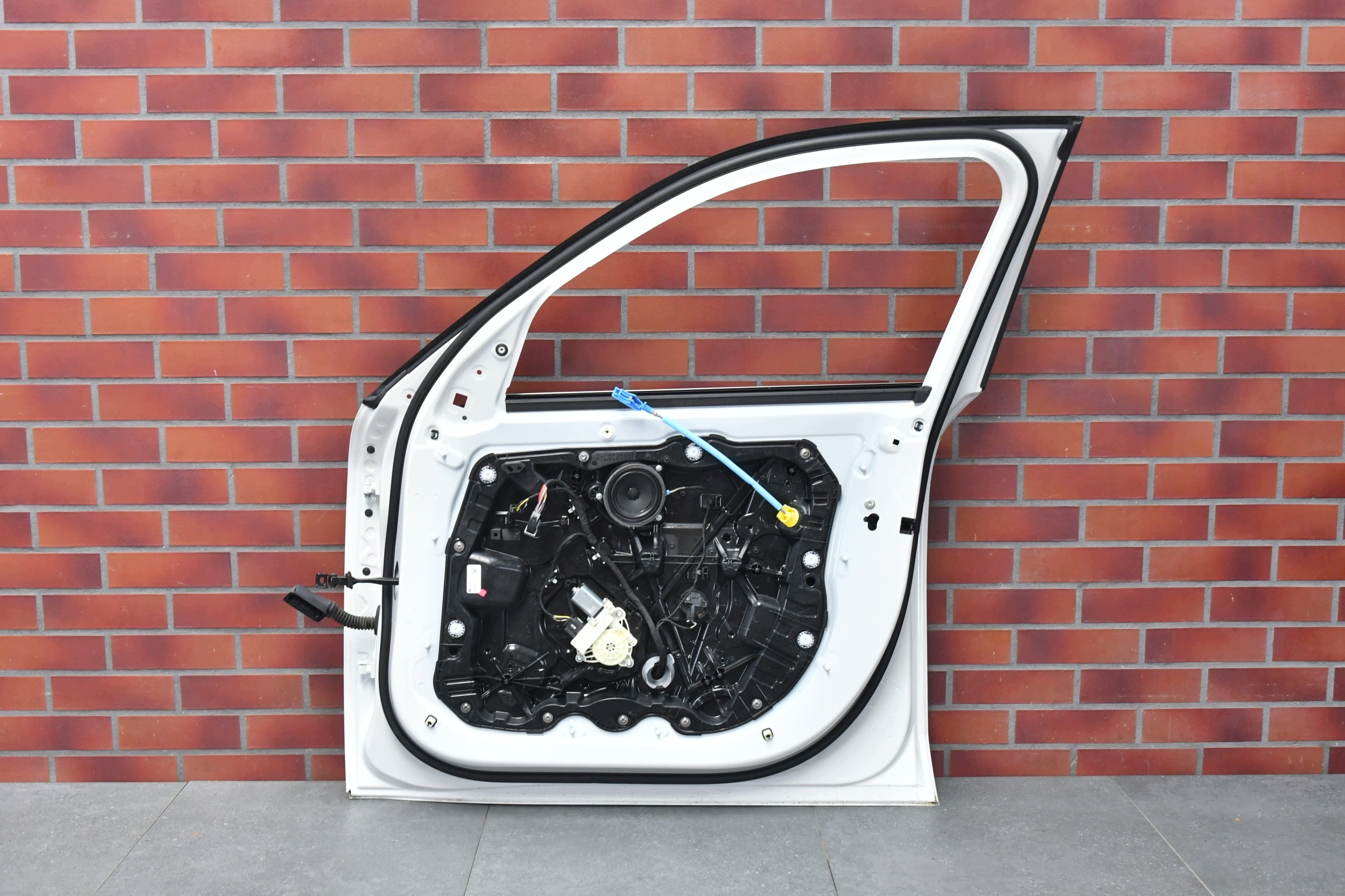 door right front front BMW X3 G45 A300 ALPINWHITE