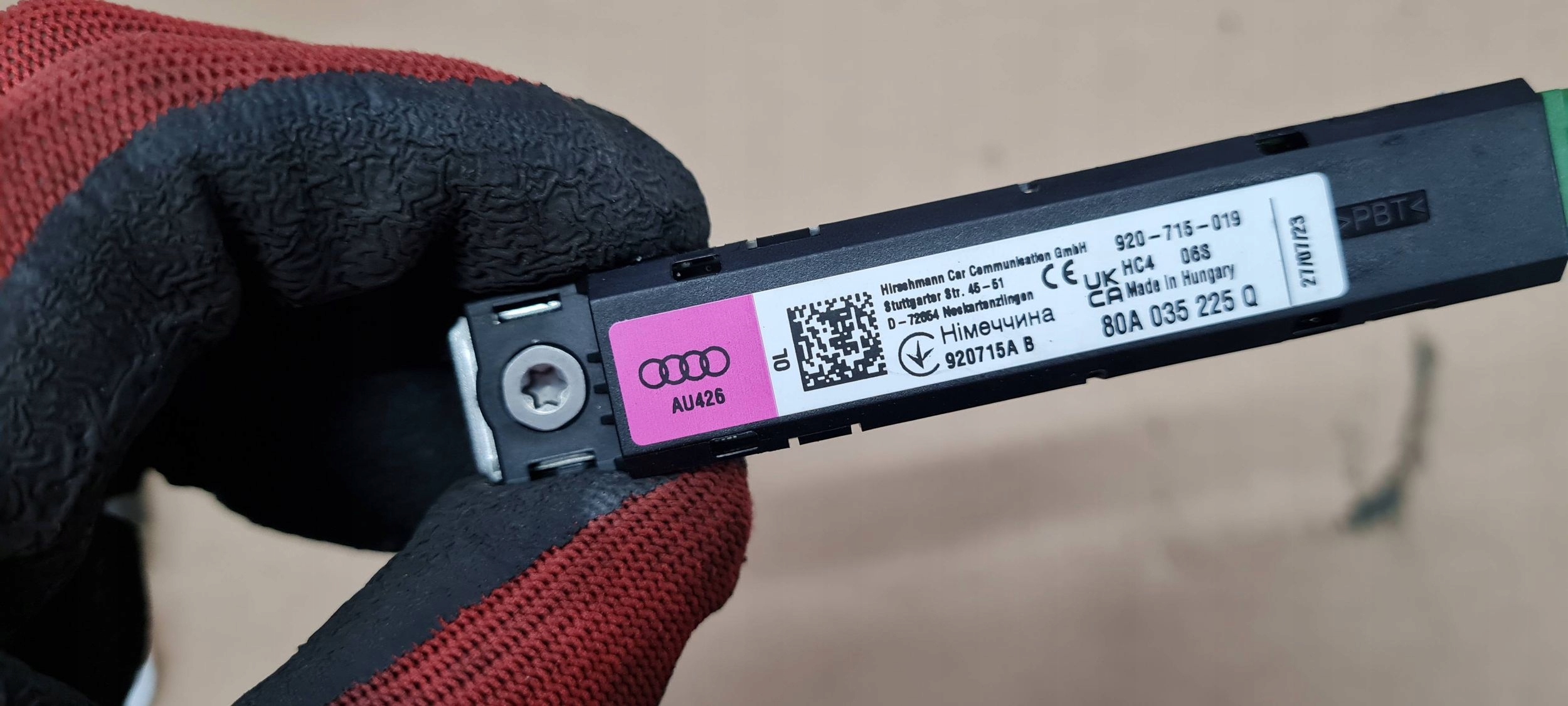 SQ5 80A Q5 LIFT antenna amplifier 80A035225Q