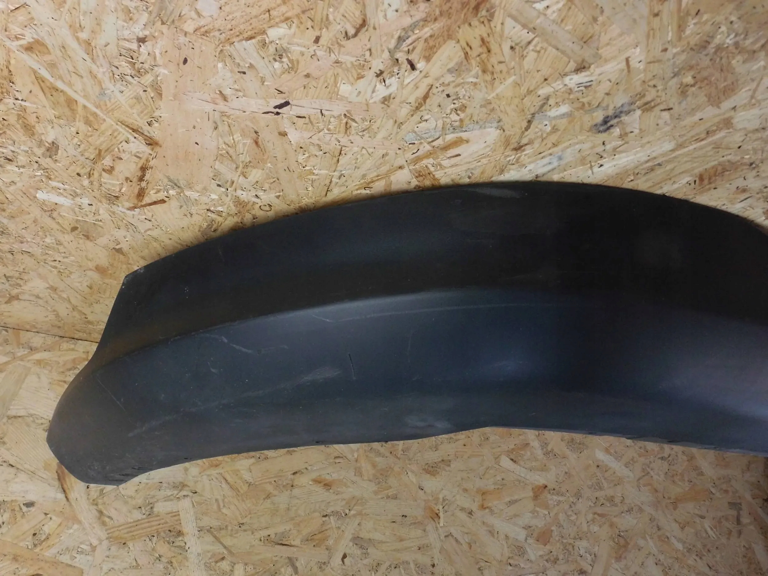 Ford Focus IV MK4 18+ HB accessories moulding lower of a bumper rear part diffuser spoiler