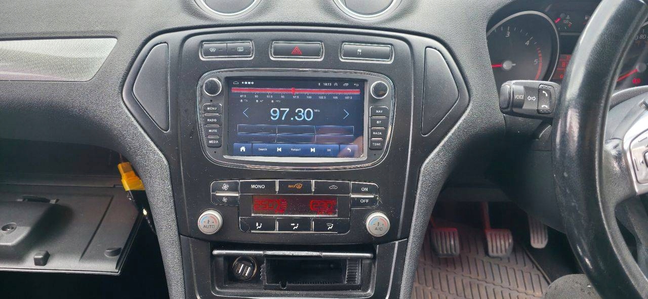 Radio samochodowe Ford Mondeo 4 2009