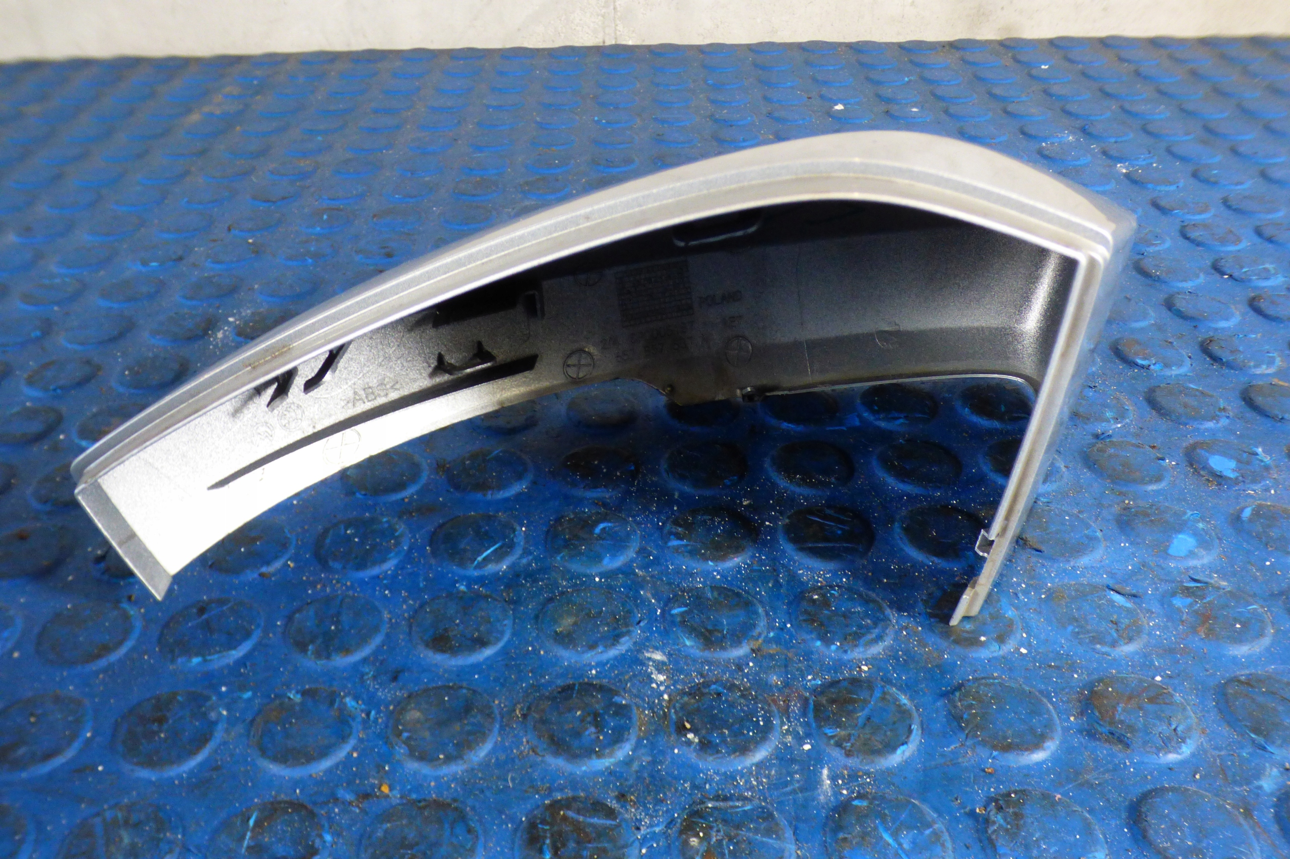 cover cap mirrors 657857537A left lakier LA75 SKODA SCALA