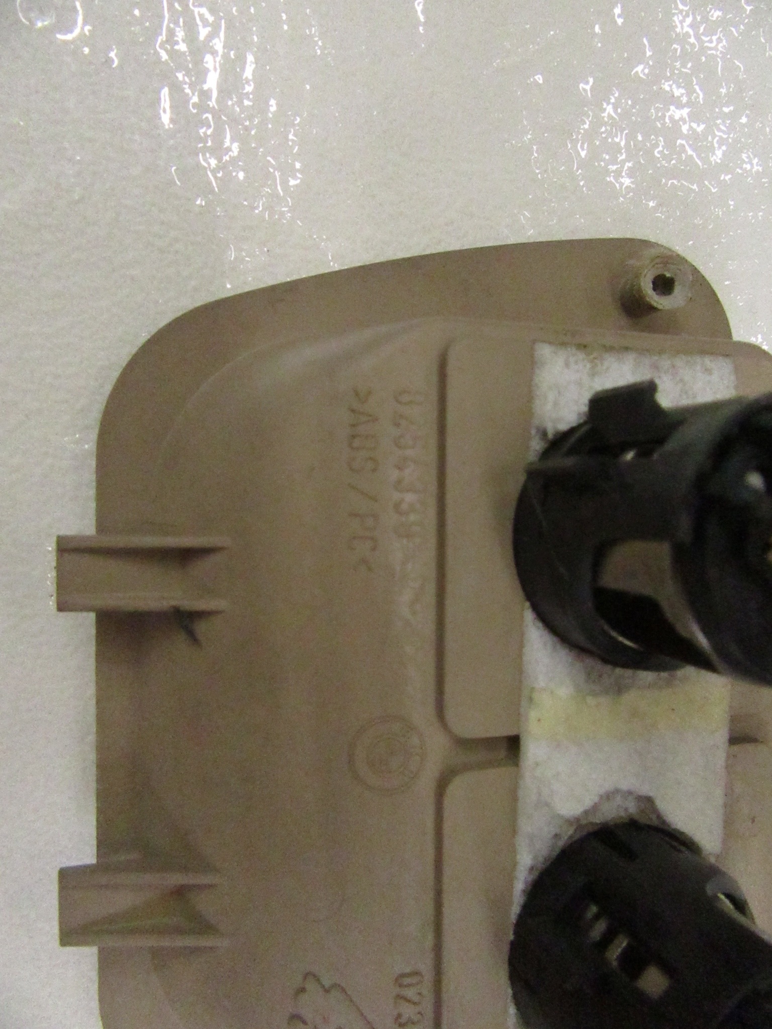adapter wklad zapalniczki boot rear part BMW e53 X5