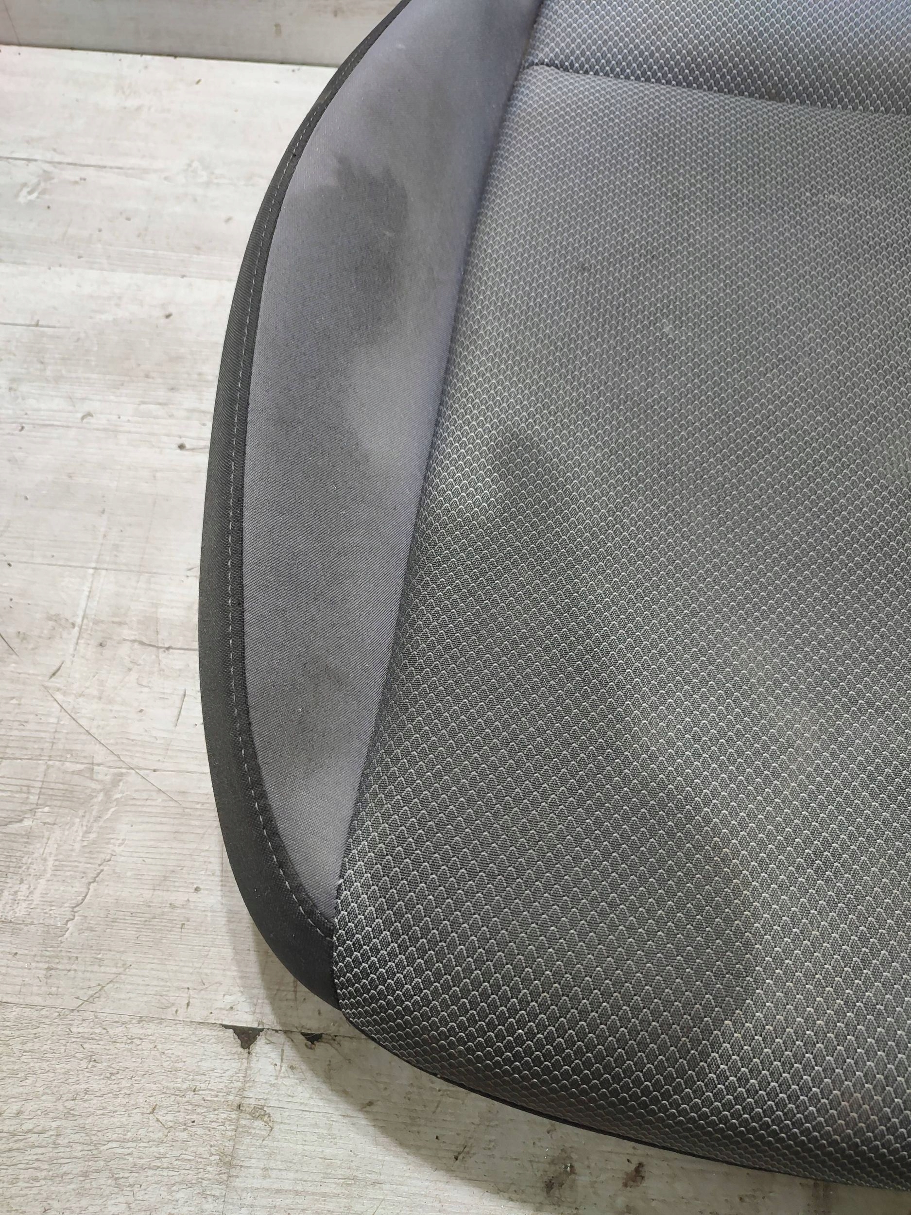 Seat Arona 2019 side seat siedzisko
