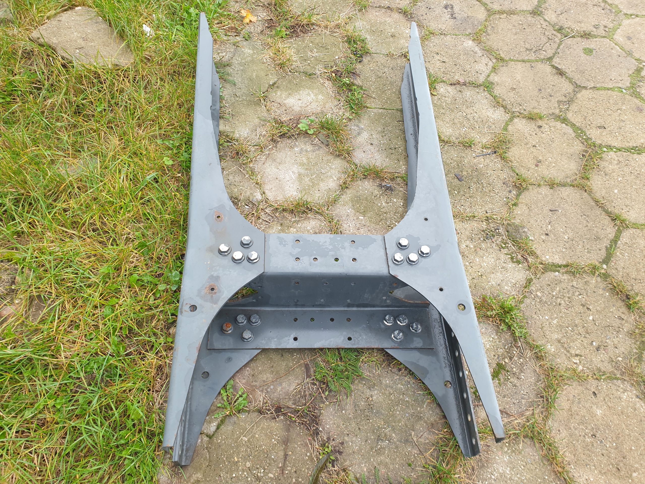 ПЕРЕКЛАДИНА РАМИ DAF XF 106 EURO 6