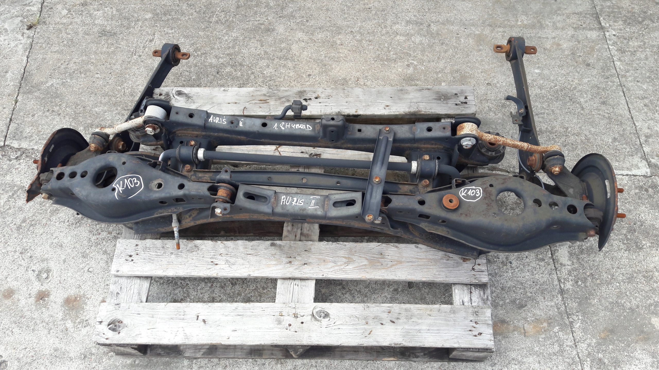 TOYOTA AURIS II Achsträger hinten 2013-2018 (K103)
