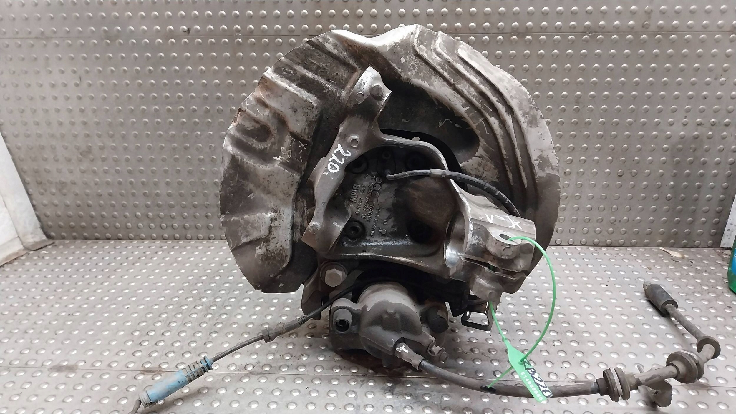 otoč čepu třmen pravý předek KPL 6784866 BMW X1 E84