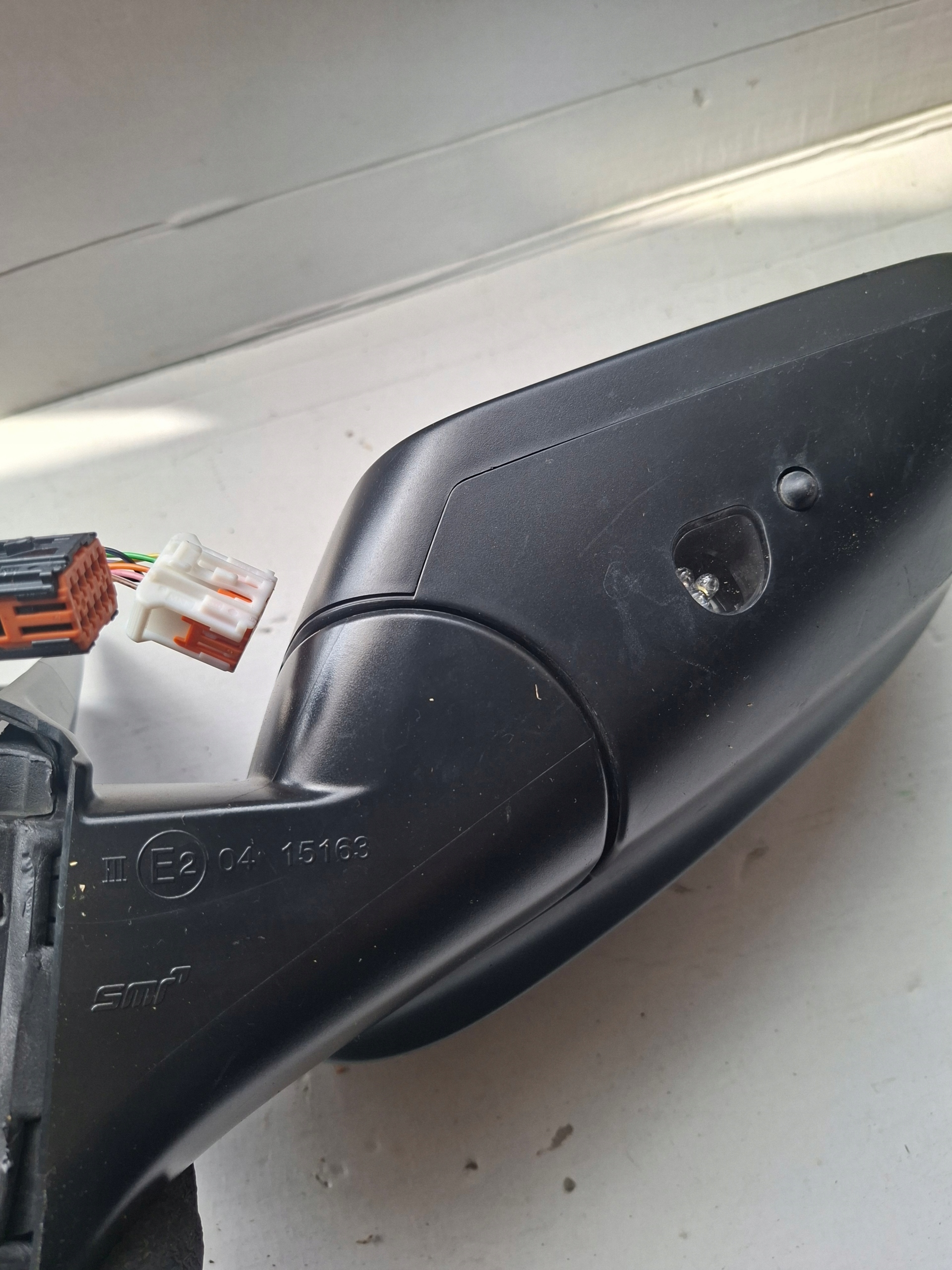 mirror right PEUGEOT 3008 19 PIN E20415163