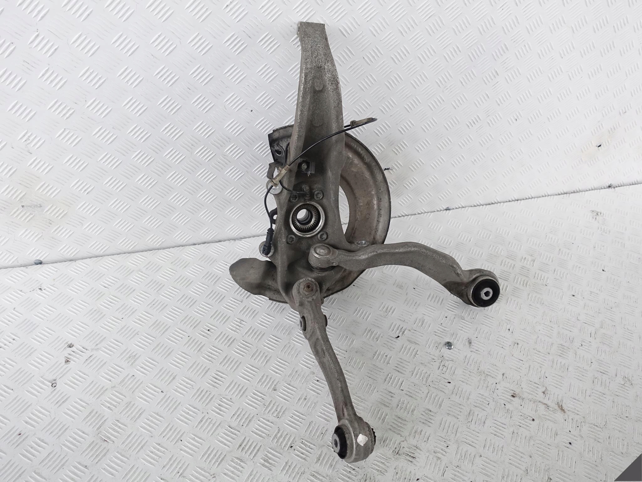 BMW 7 G12 M760iX XD swing arm left front