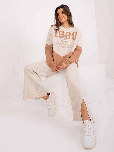 Komplet Svetr A Kalhoty 1497 Camel Univerzální