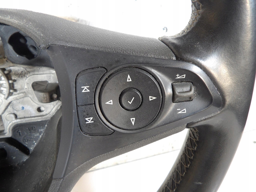 OPEL ASTRA K lenkrad MULTIFUNKCJA 39066832