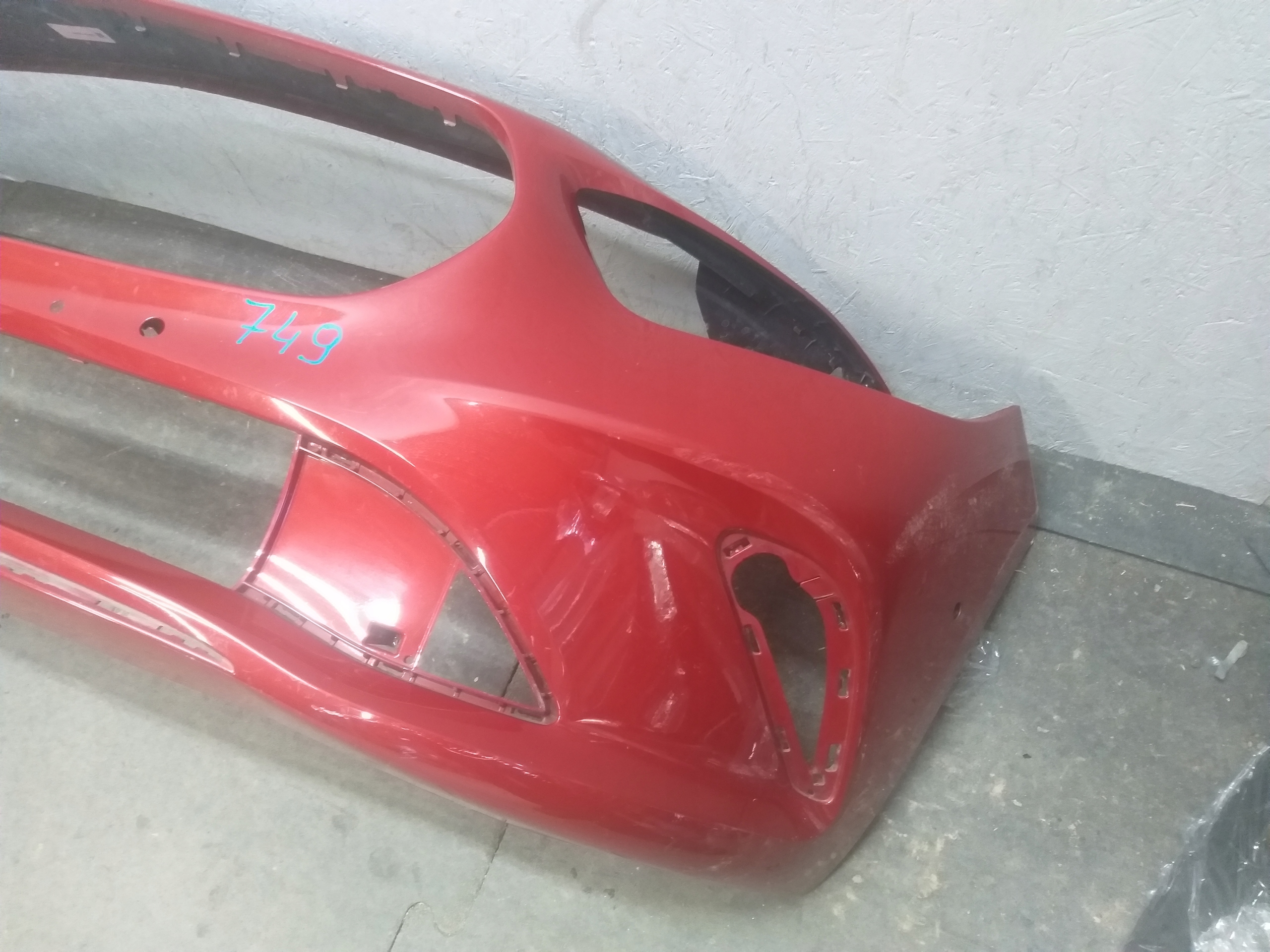 nárazník předek MERCEDES B KLASA W247