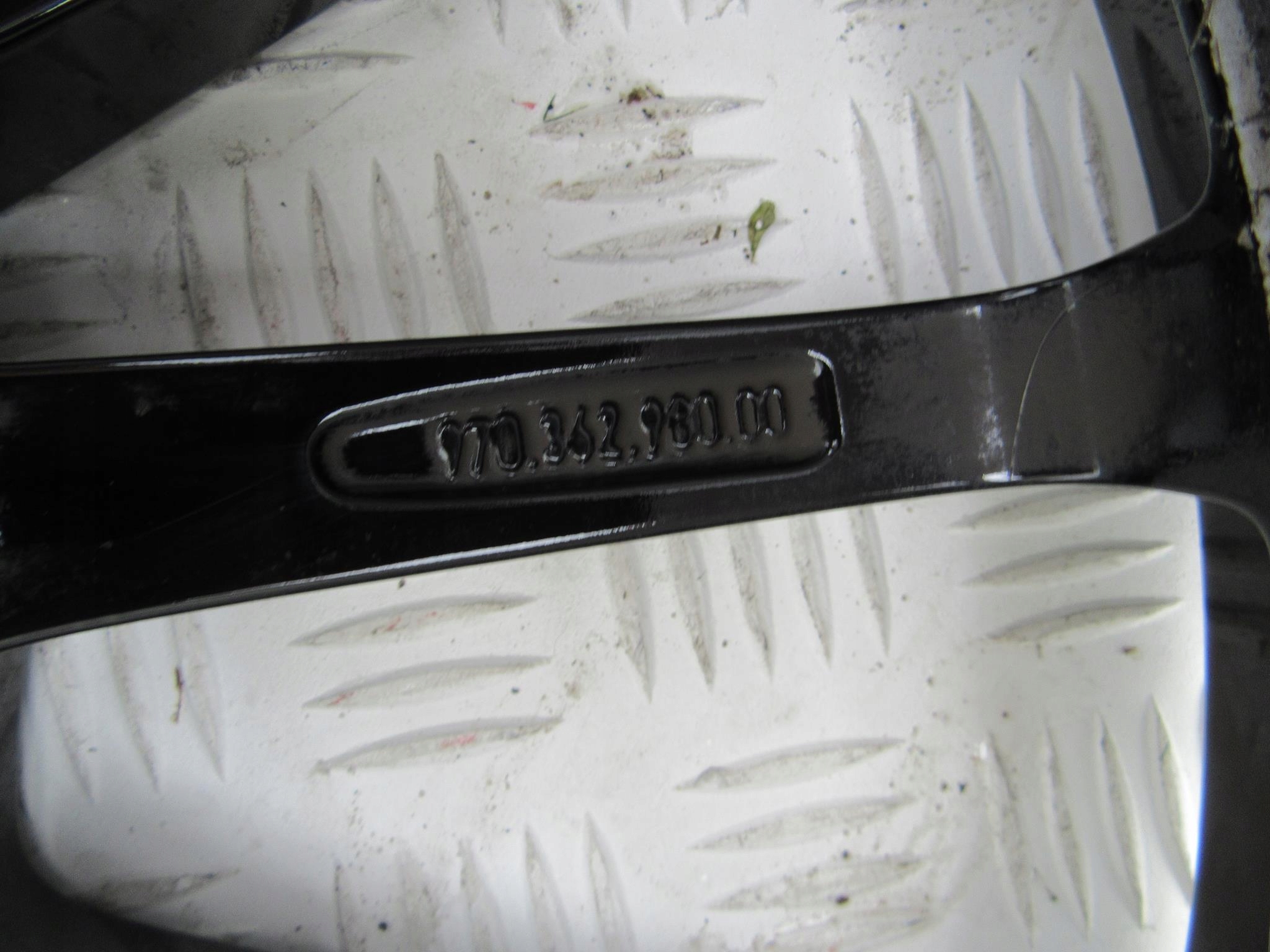 PORSCHE PANAMERA 970 GTS TURBO FELGA 9,5x20 et65 Liczba felg w ofercie 1 szt.