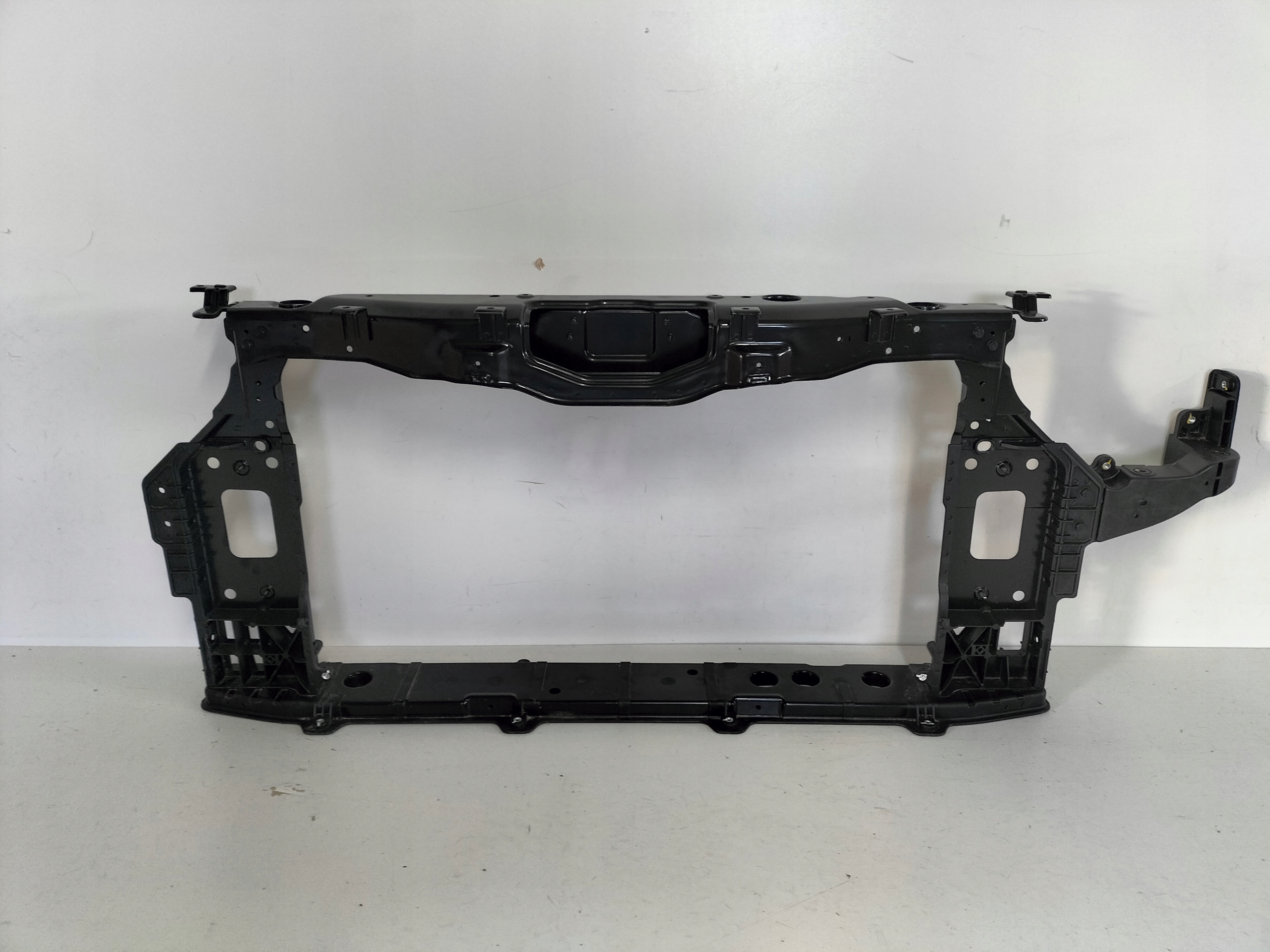 support panel for radiators front HYUNDAI I40 11-15 DIESEL