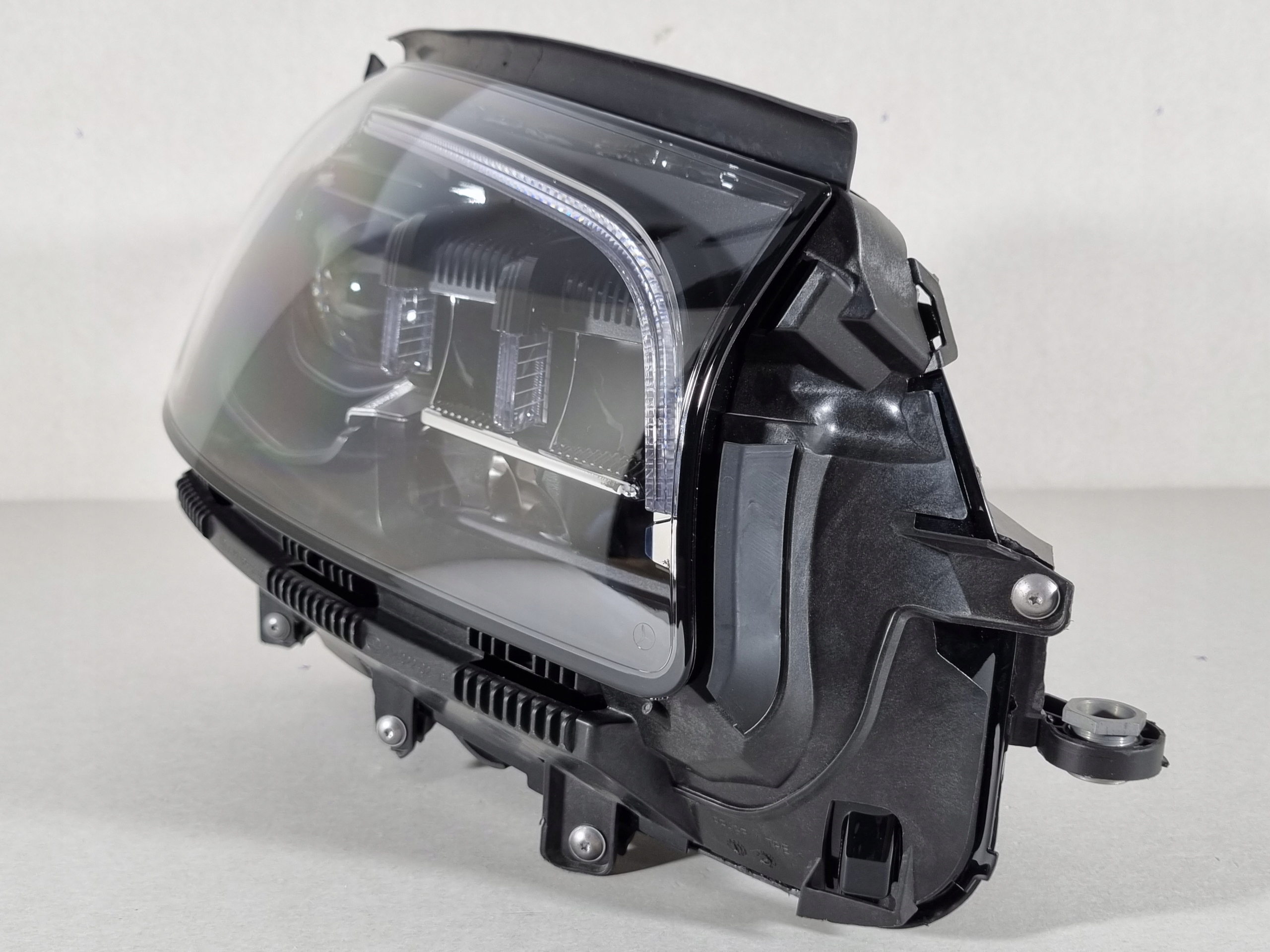 MERCEDES GLS W167 FULL LED LAMPA PRAWA PRZÓD USA Typ samochodu Samochody osobowe