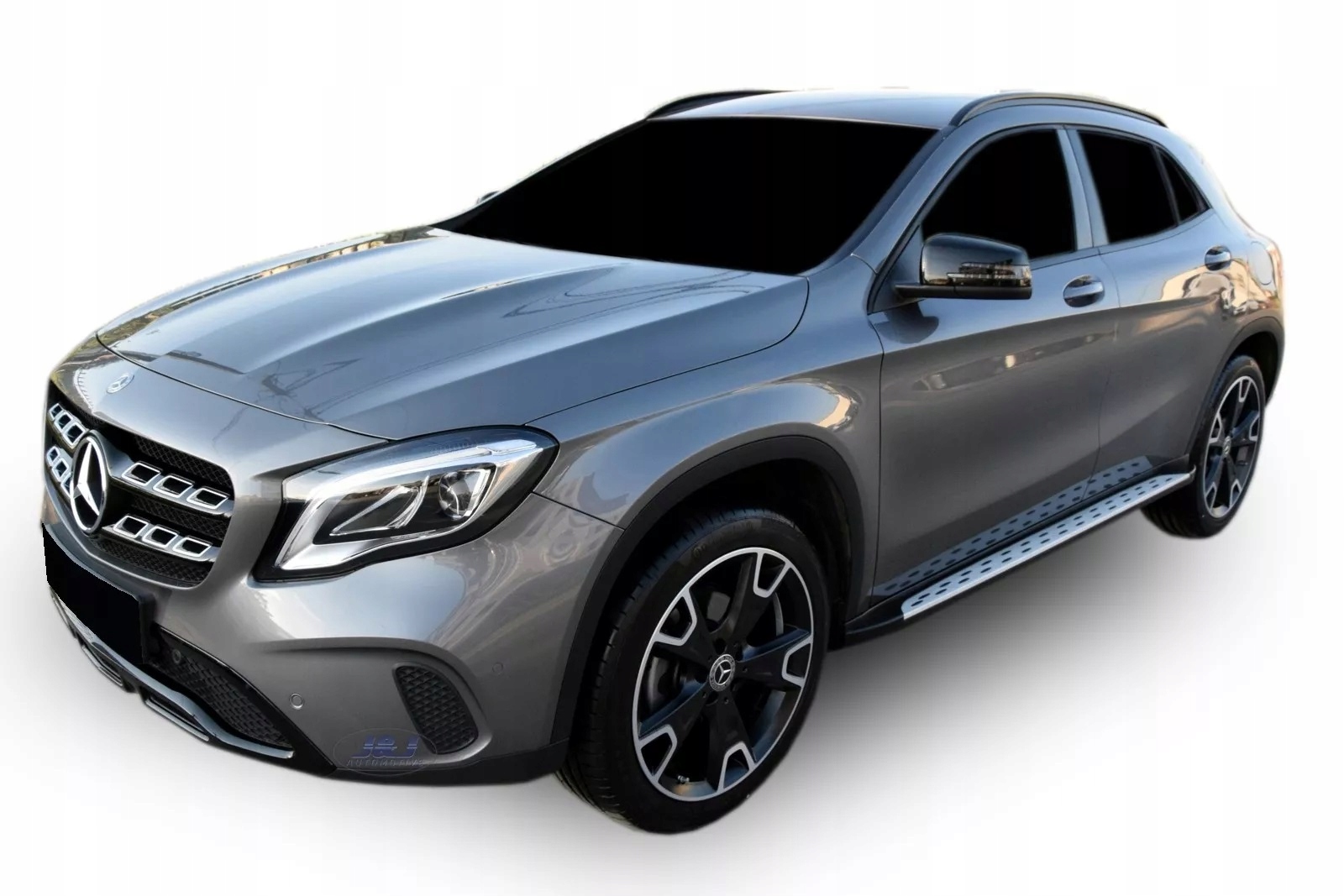 NOWE progi stopnie boczne AMG do MERCEDES GLA X156 2013 – 2020