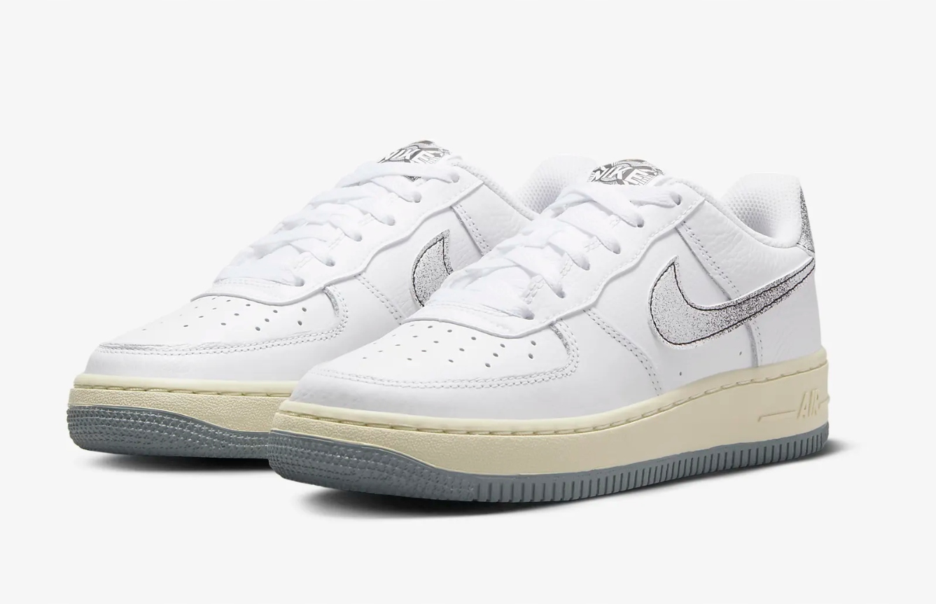 Boty Nike Air Force 1 Low LV8 velikost 38,5 Originální