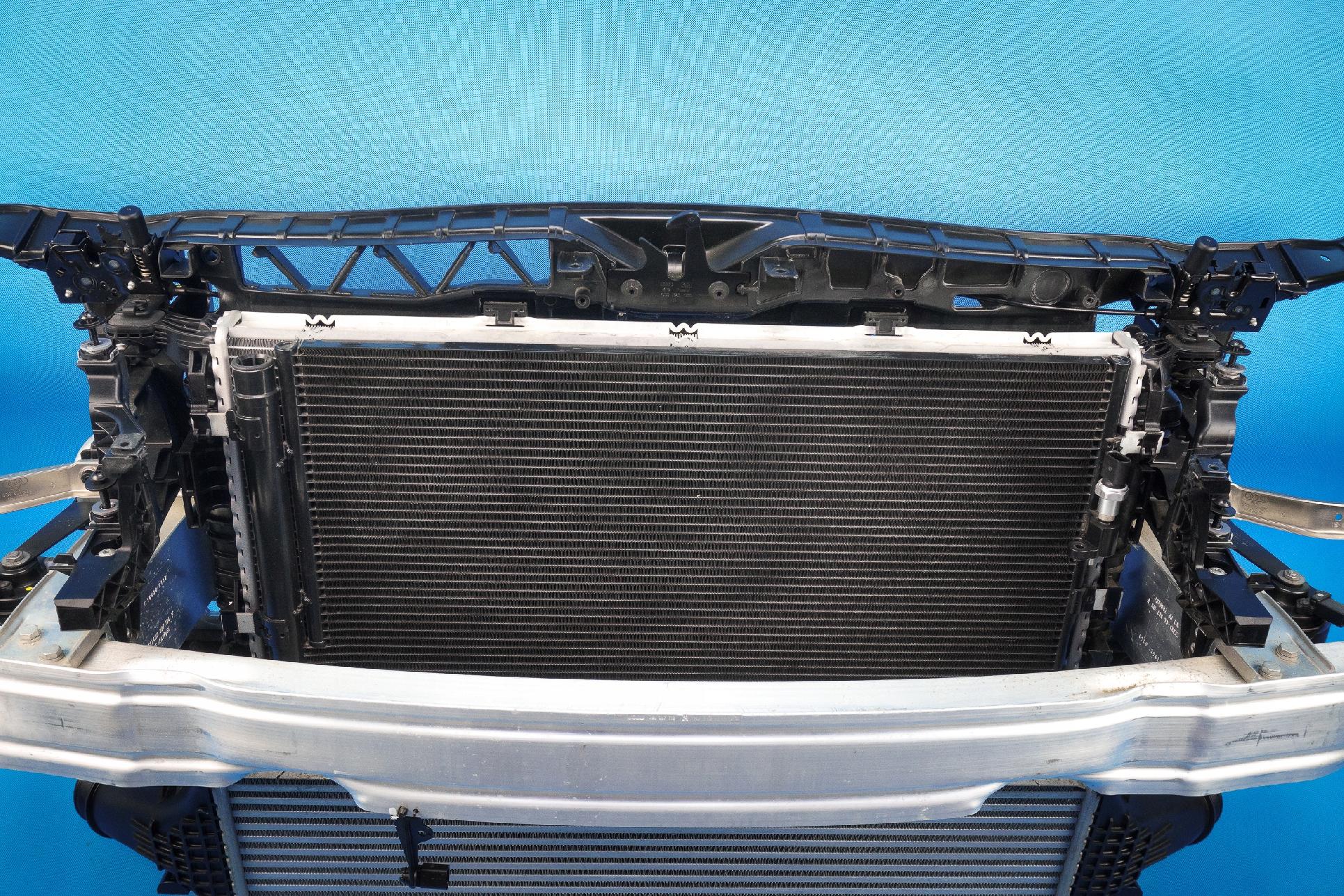 support panel for radiators radiator Audi A7 4G8 Lift 3.0TDI 272KM CRT