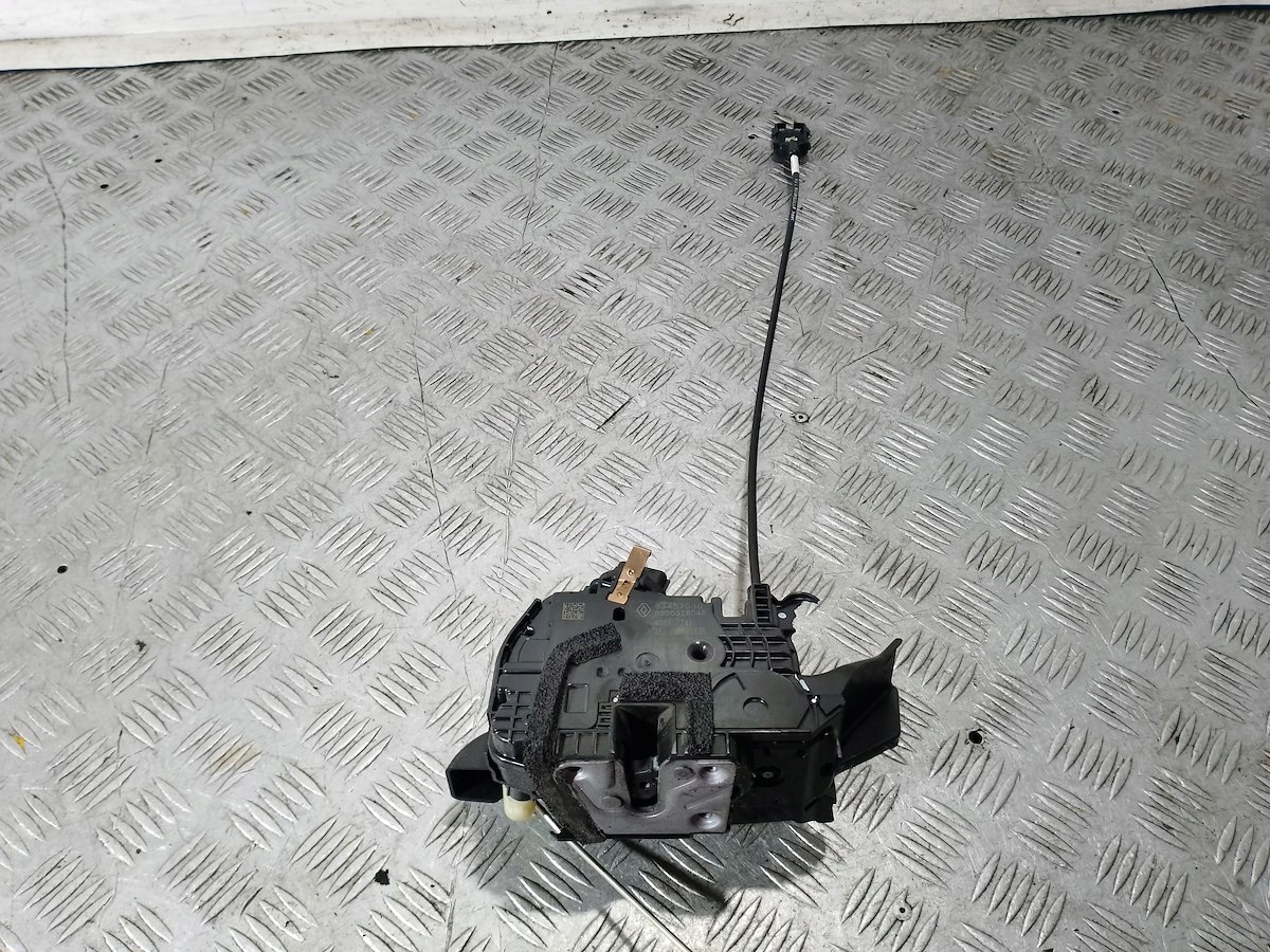 93457080 - ЗАМОК ДВЕРИ ЛЕВЫЙ ПЕРЕДНИЙ TRAFIC III 805032854R