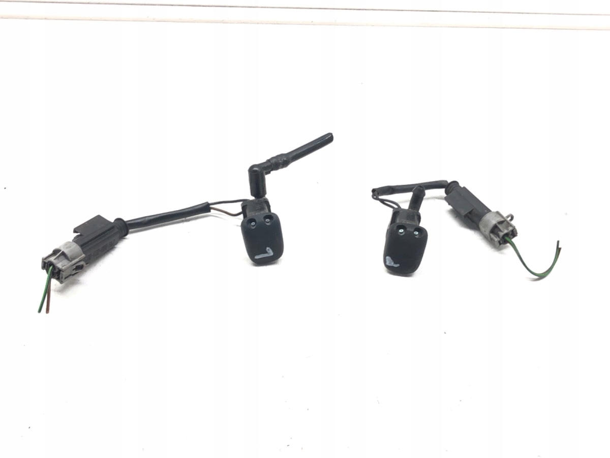 DYSZE SPRYSKIWACZY BMW E39 95-03