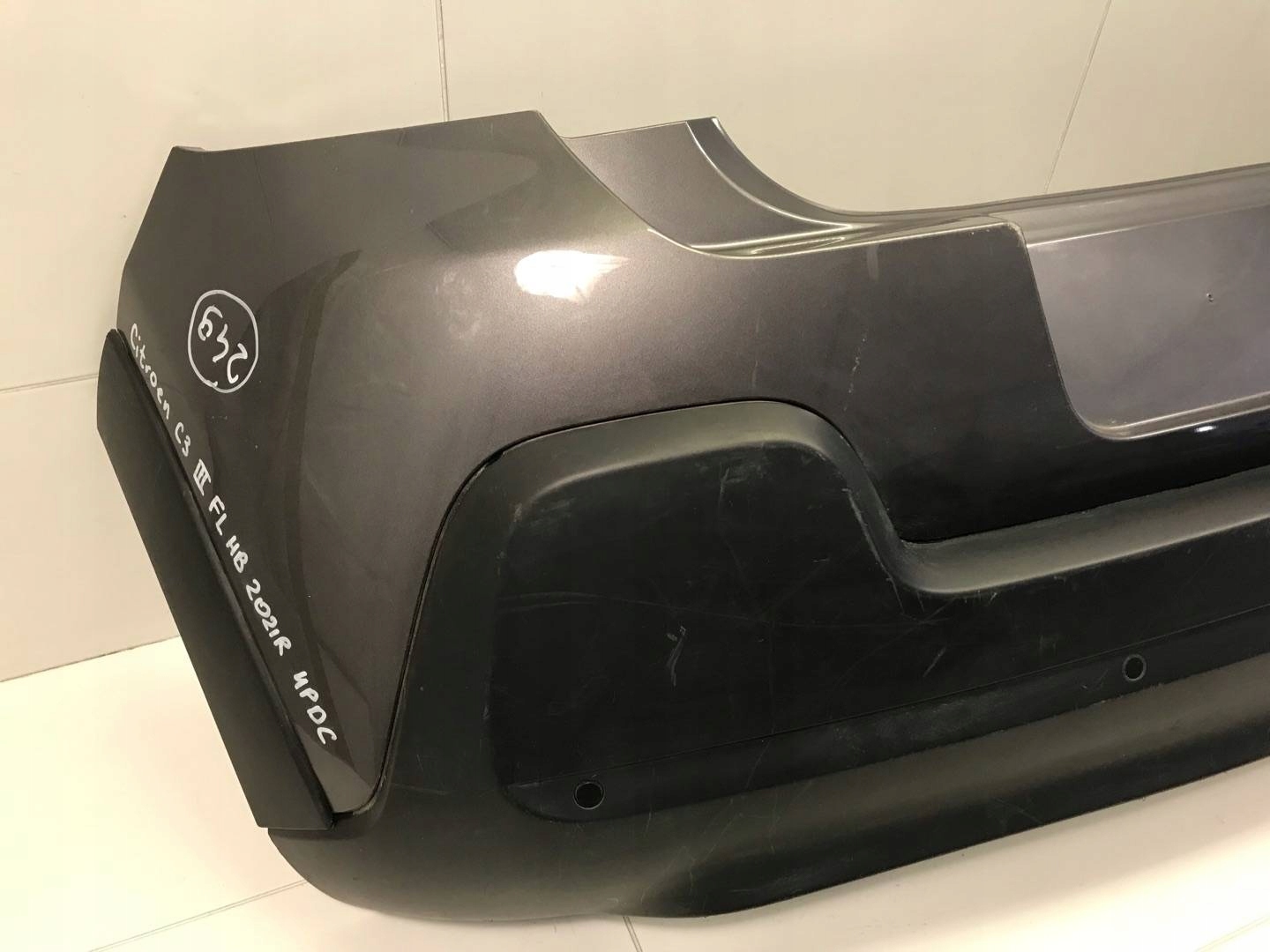 Stoßstange hinten Citroen C3 3 2018 9813343877