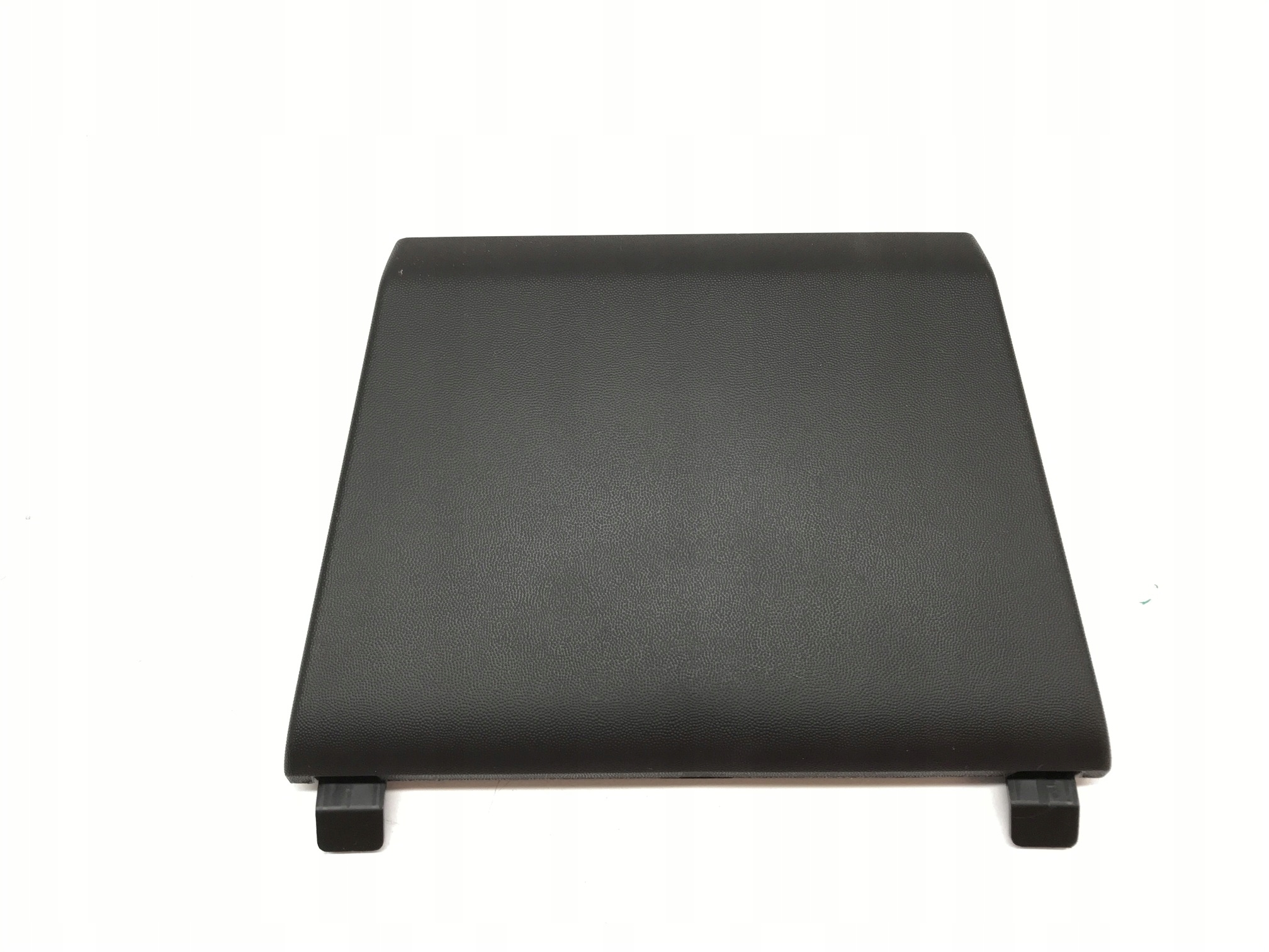 RENAULT TRAFIC 21- ZAŚLEPKA RADARU W KRATKE ZDERZAKA ŚRODKOWA 284R87362R