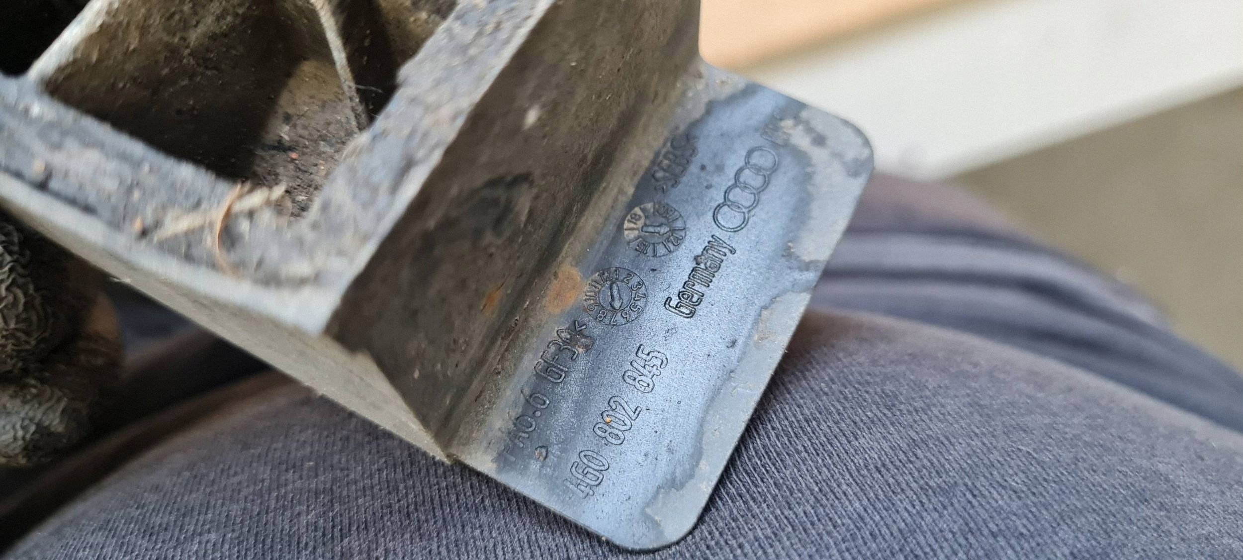 A7 4G S7 bracket holder mouldings PROGOWEJ 4G0802845 4G0802847 A6 C7 4G