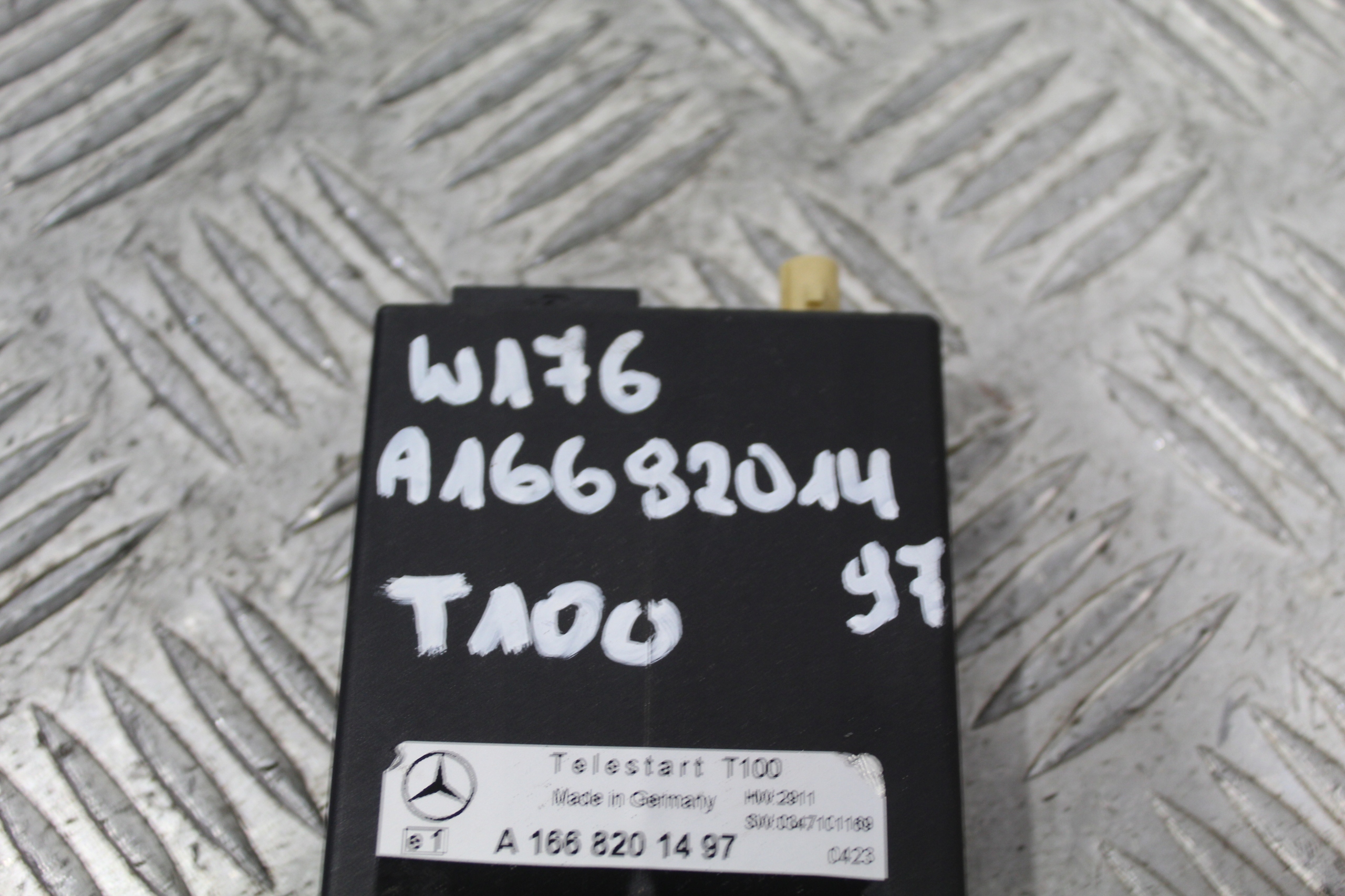 module control unit A-KLASA W176 A1668201497