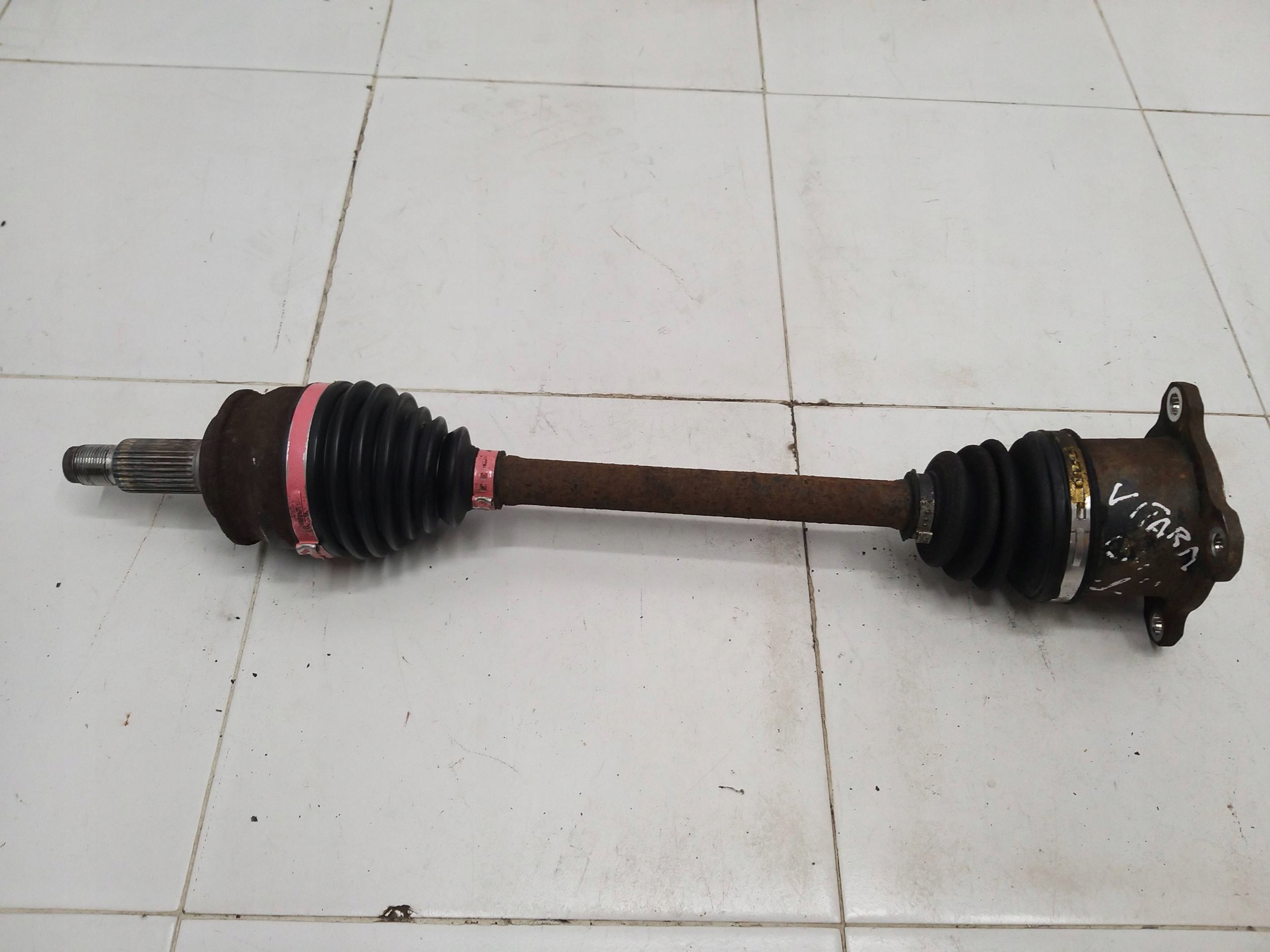 SUZUKI GRAND VITARA II 05-14 2,4 B semi-axis left front front