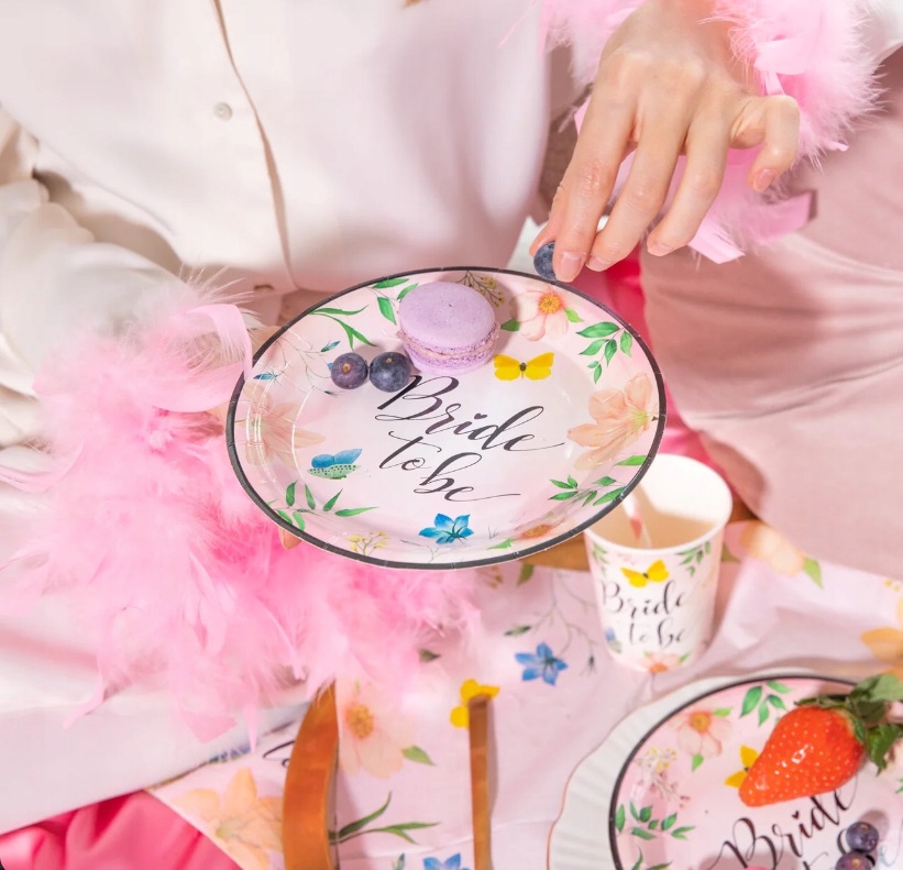 TALERZYKI BRIDE TO BE WIECZÓR PANIEŃSKI KWIATY 6SZ Marka PartyPal