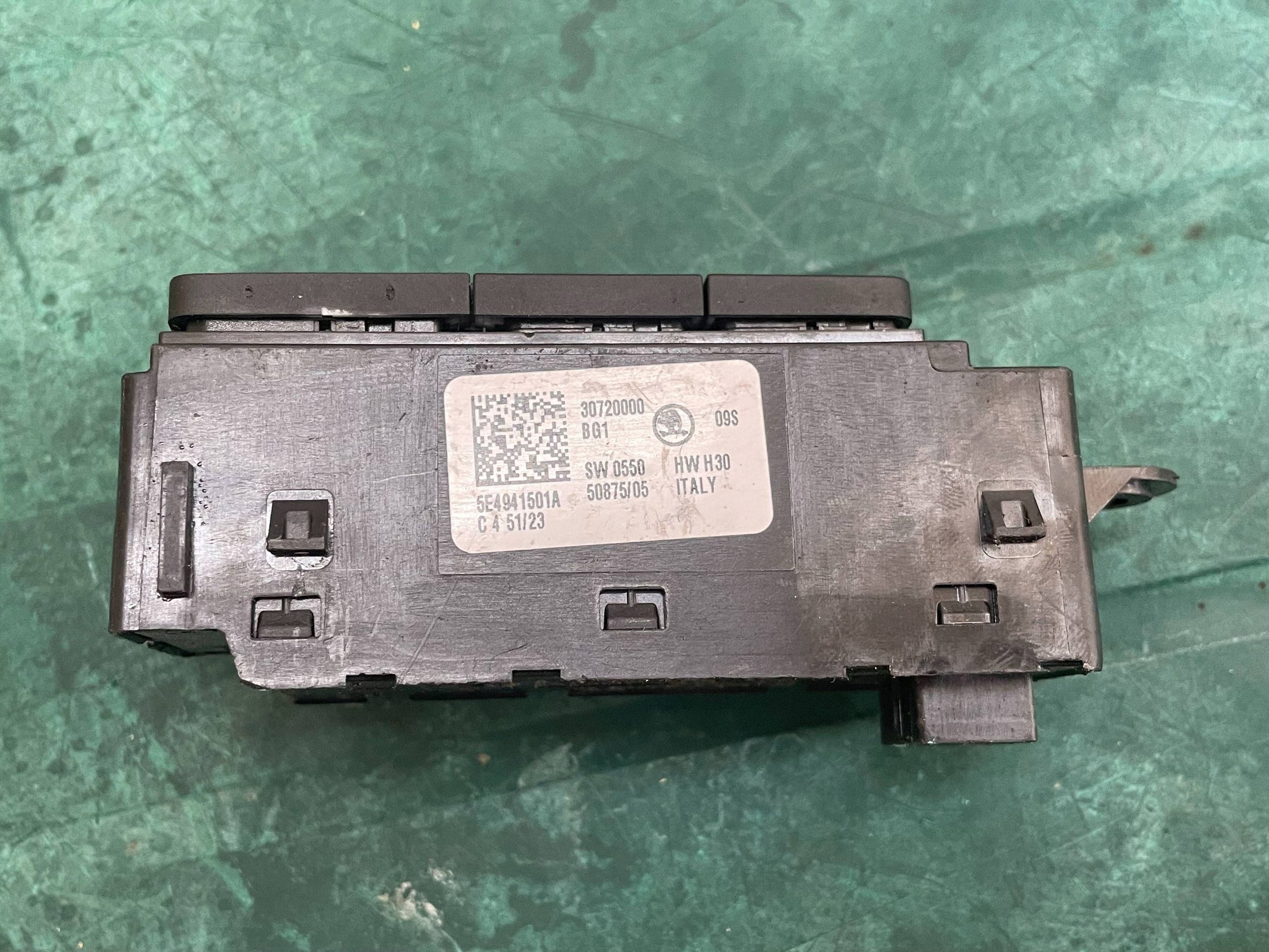 interruttore luci SKODA OCTAVIA MK4 5E4941501A @M