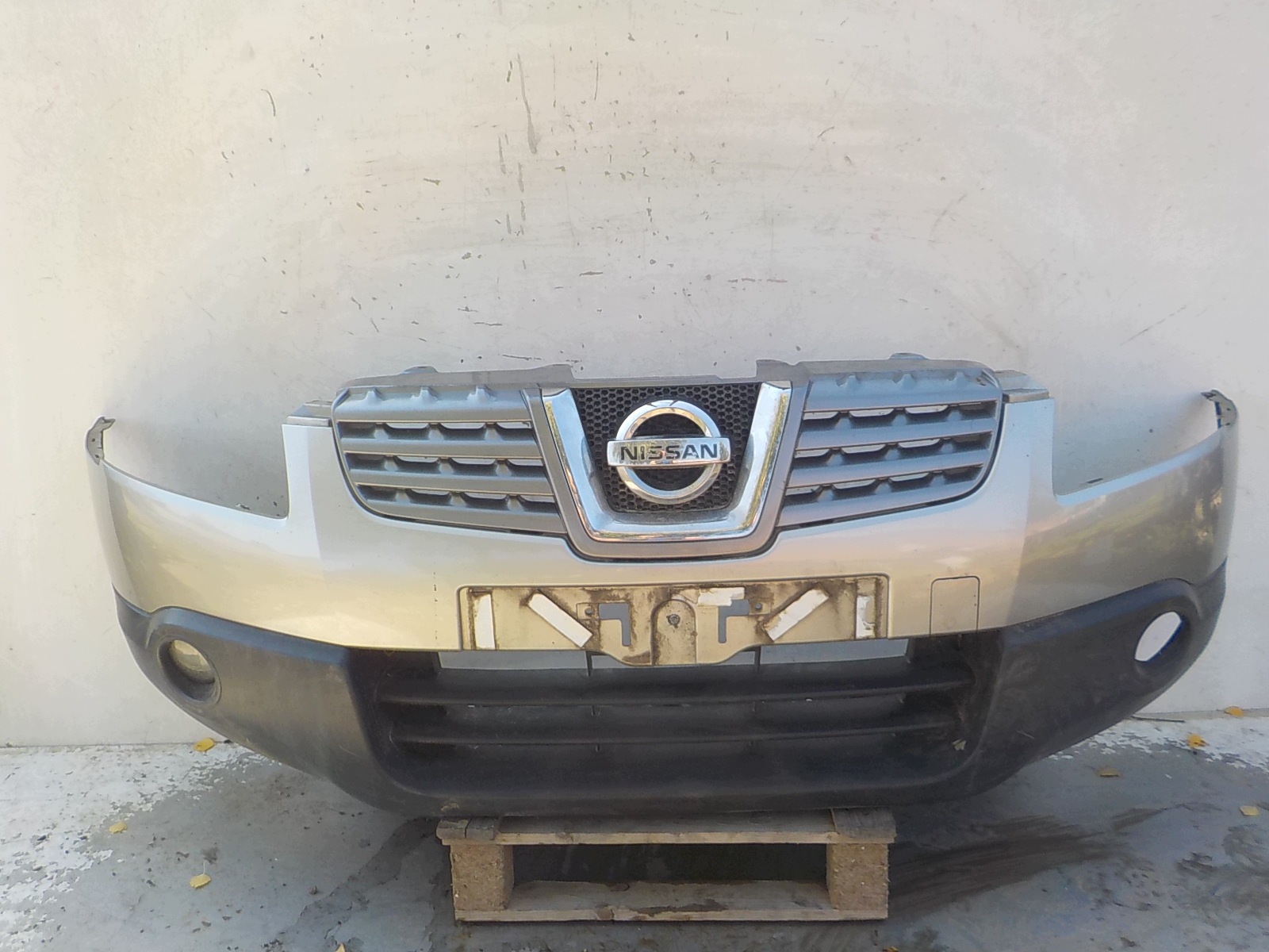886 NISSAN QASHQAI J10 bumper front front