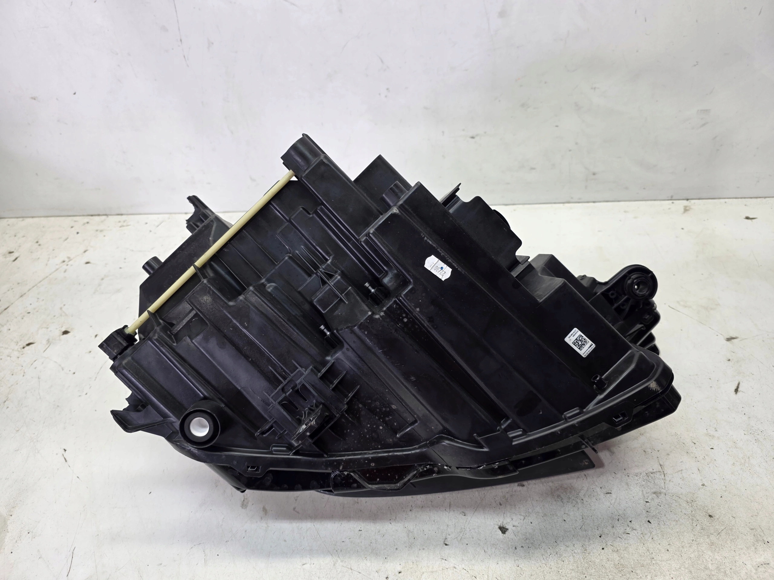 REFLEKTOR light left front MATRIX AUDI Q4 E-TRON 89A941035A