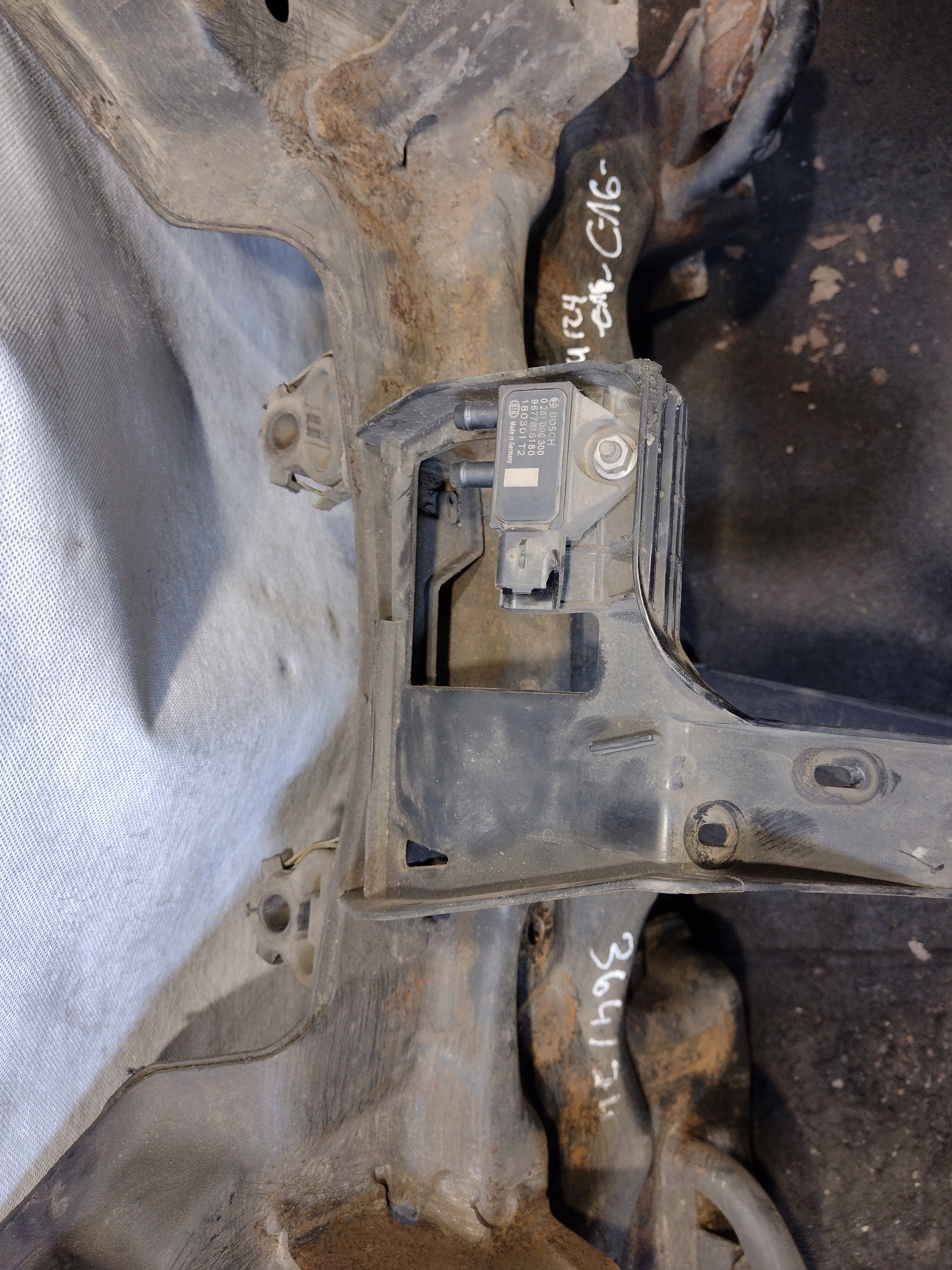 subframe axle beam front Citroen C-elysee II 2 1,6 Blue HDI