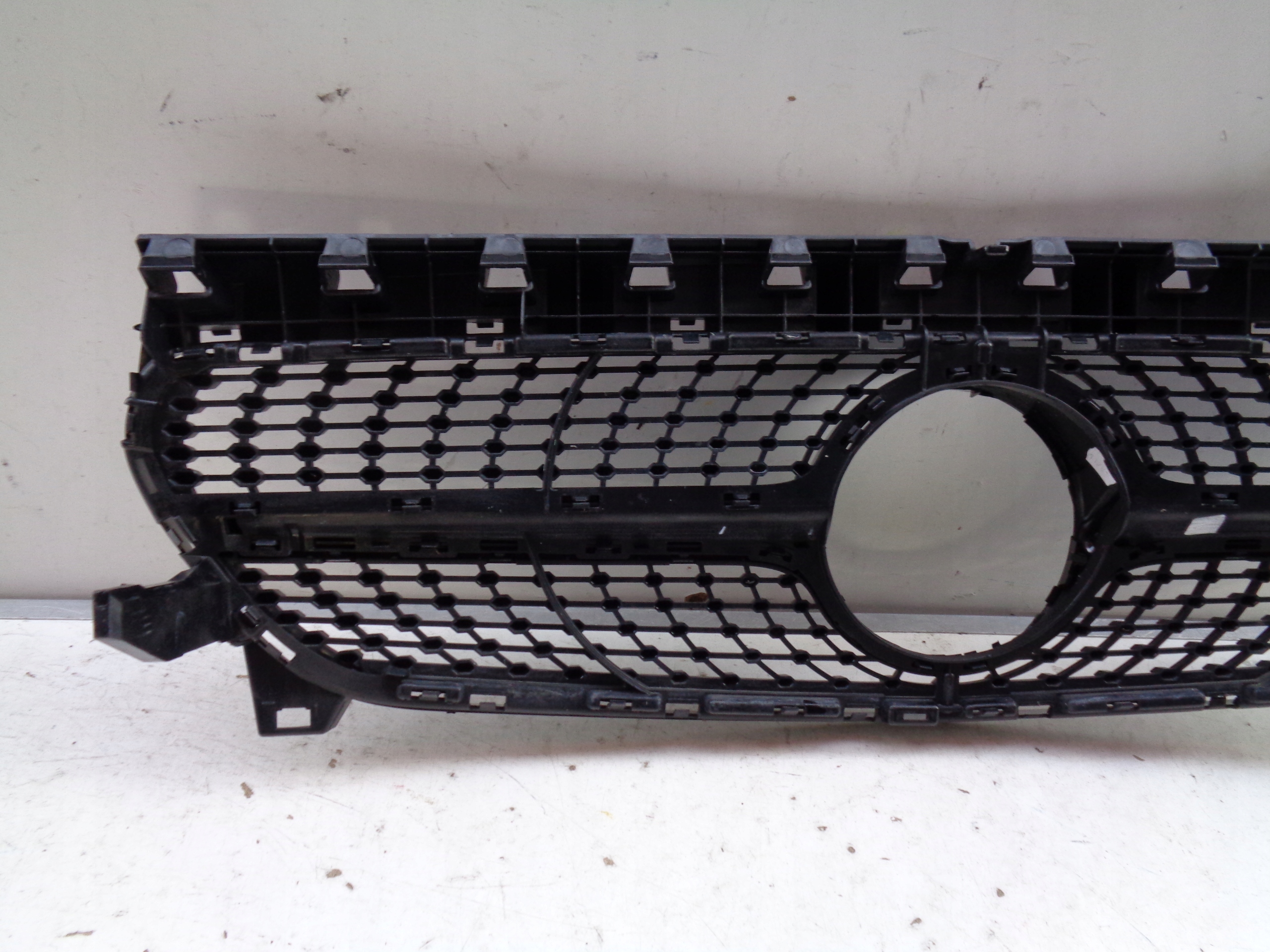 Mercedes-Benz CLA C118 Kühlergrill FRONTGRILL Kühlergitter A1178880600 - Thumbnail 6