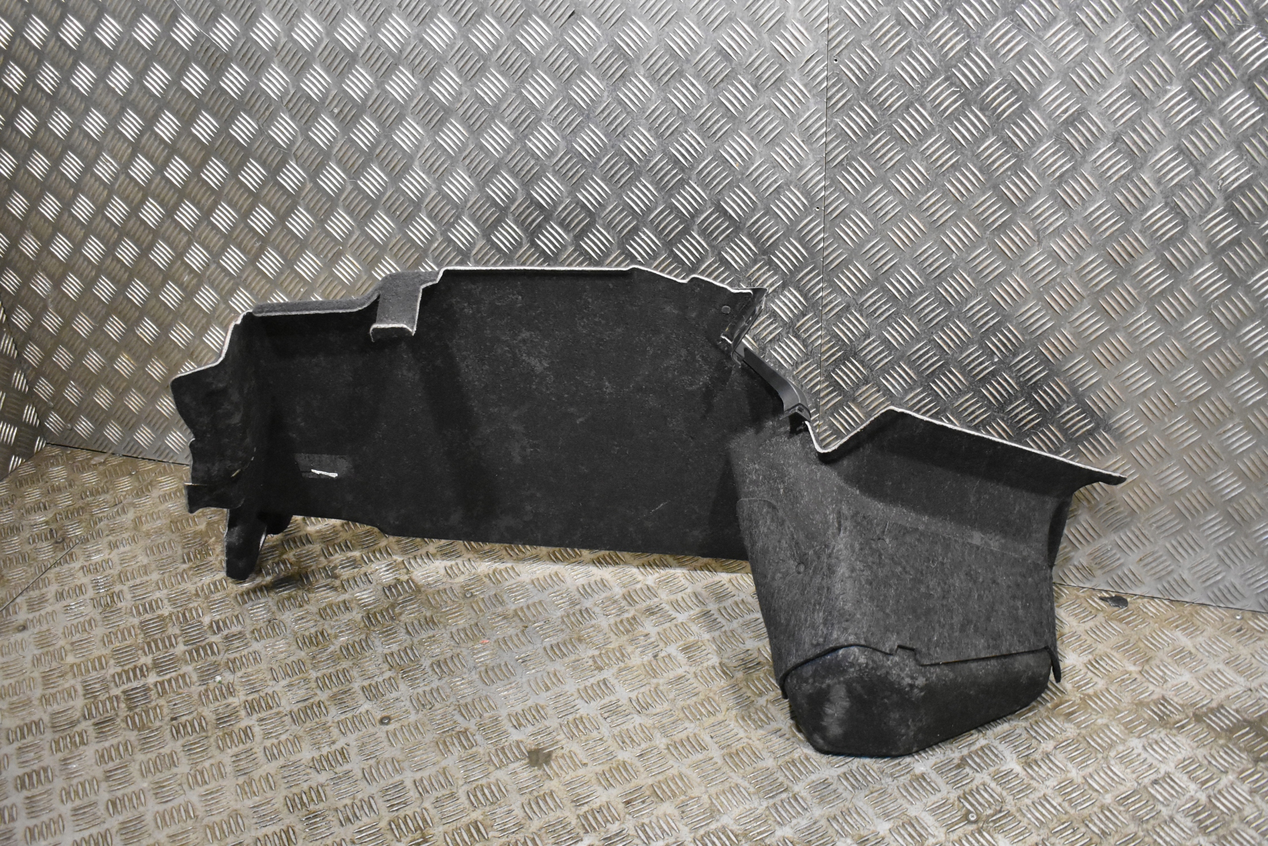 boot upholstery left PORSCHE TAYCAN 1