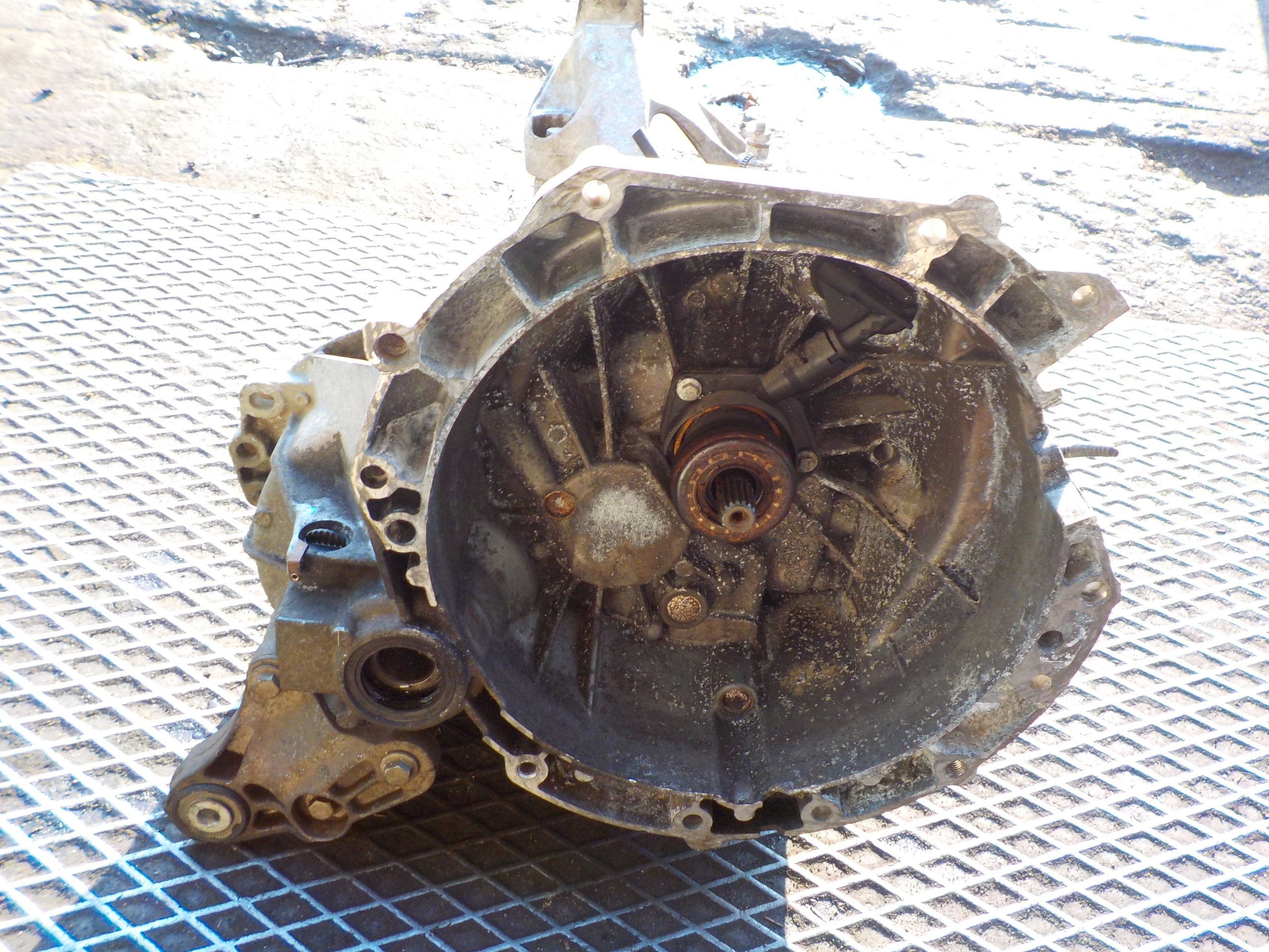 FORD C-MAX 1.8 B getriebe 4M5R7002NE