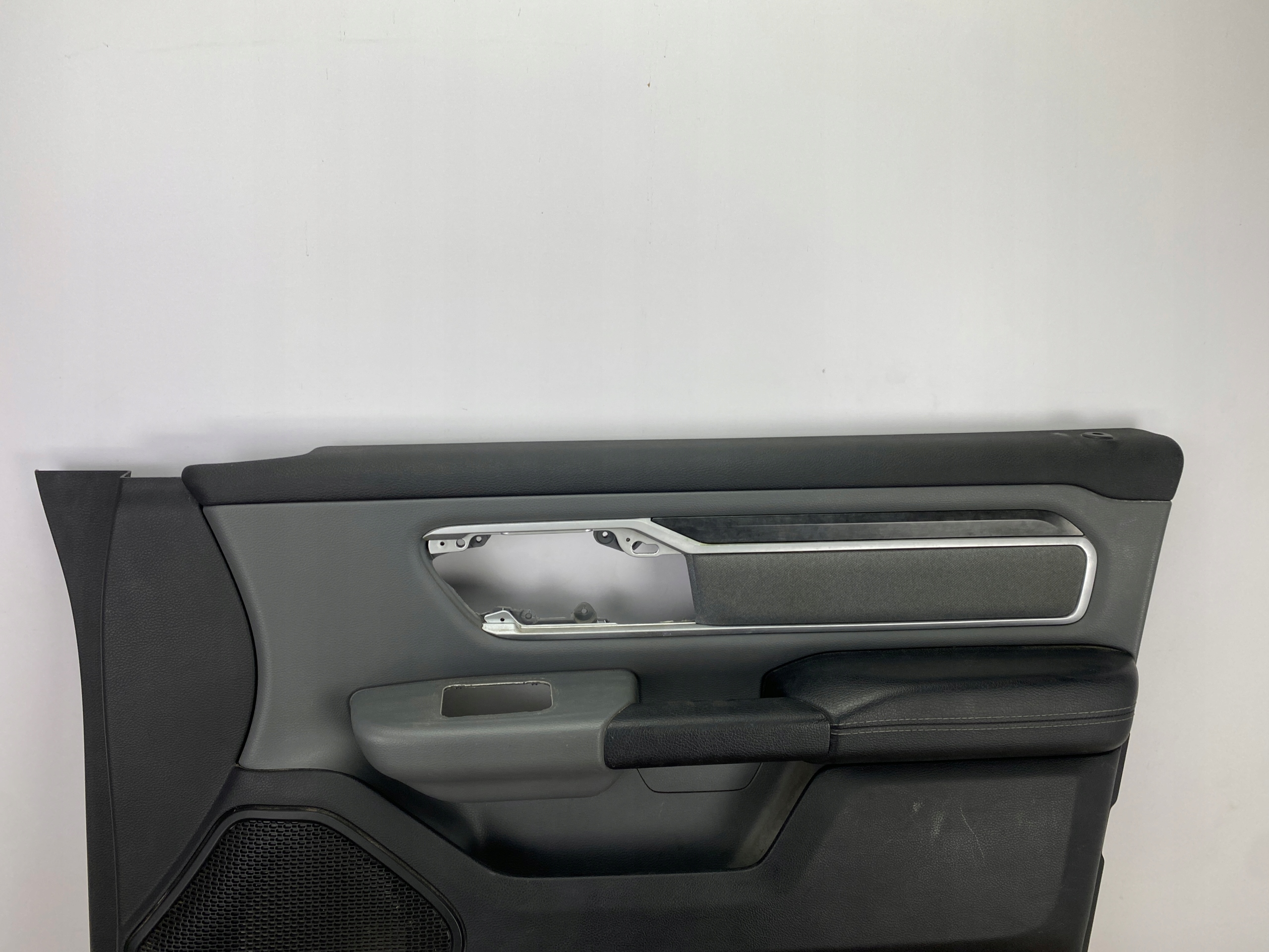 side door right front Ram 1500 2019+ USA