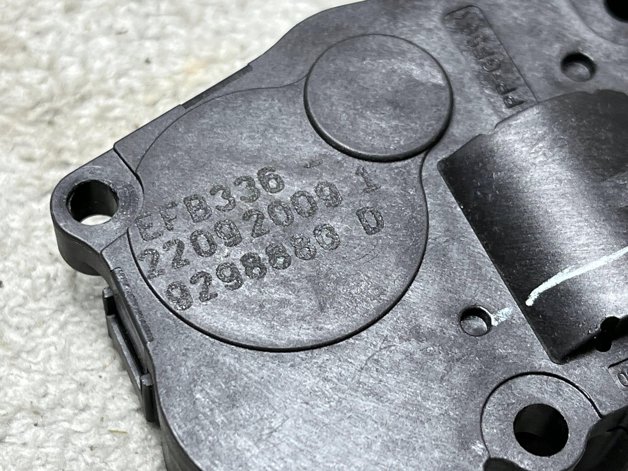Micro moteur Bloc de chauffage complet BMW X6 64119321034
