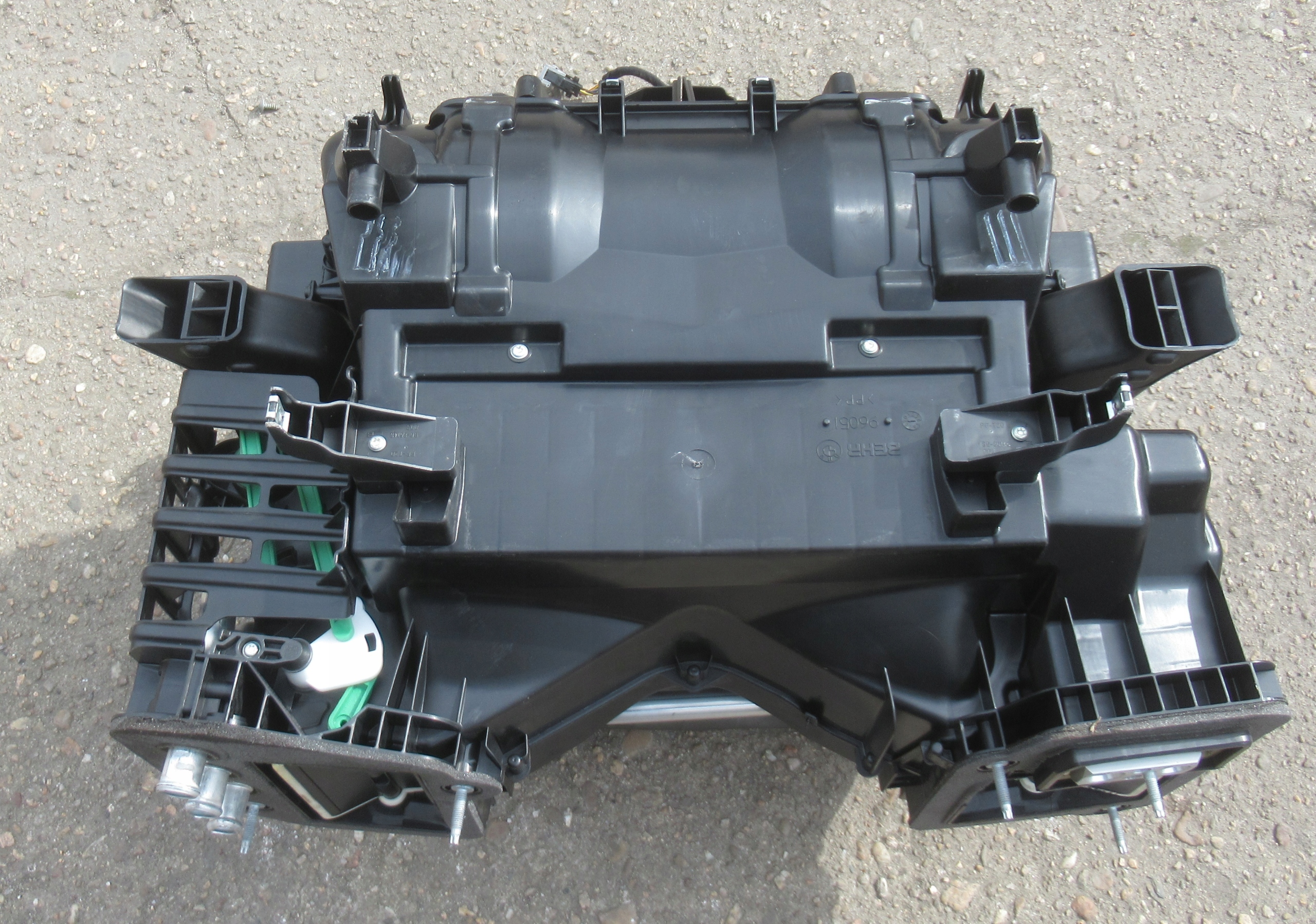 BMW E60 3.0 LCI 08R heater complete 9178309