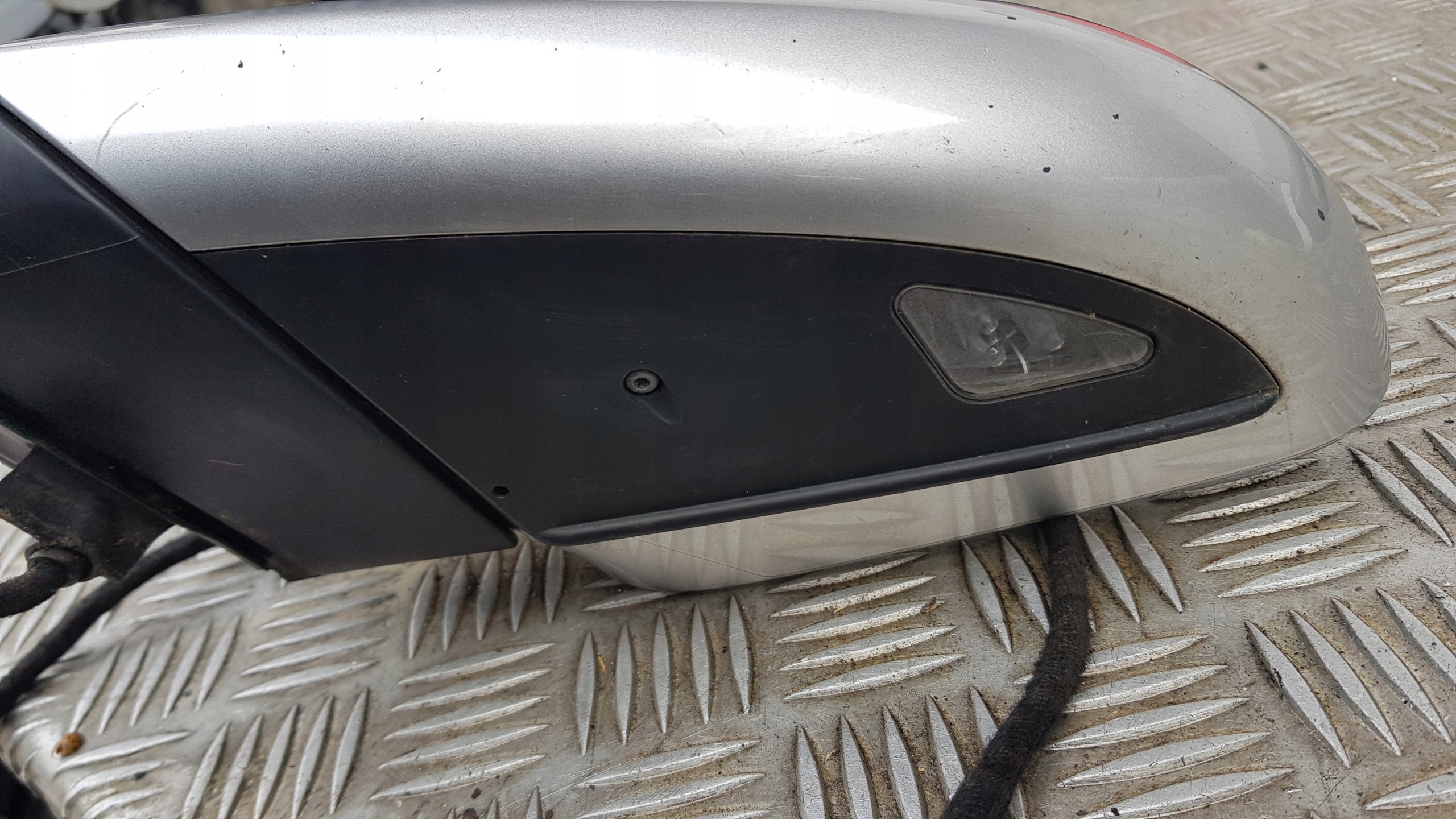 AUDI A8 D3 mirror left 16 PIN LY7W EUROPA