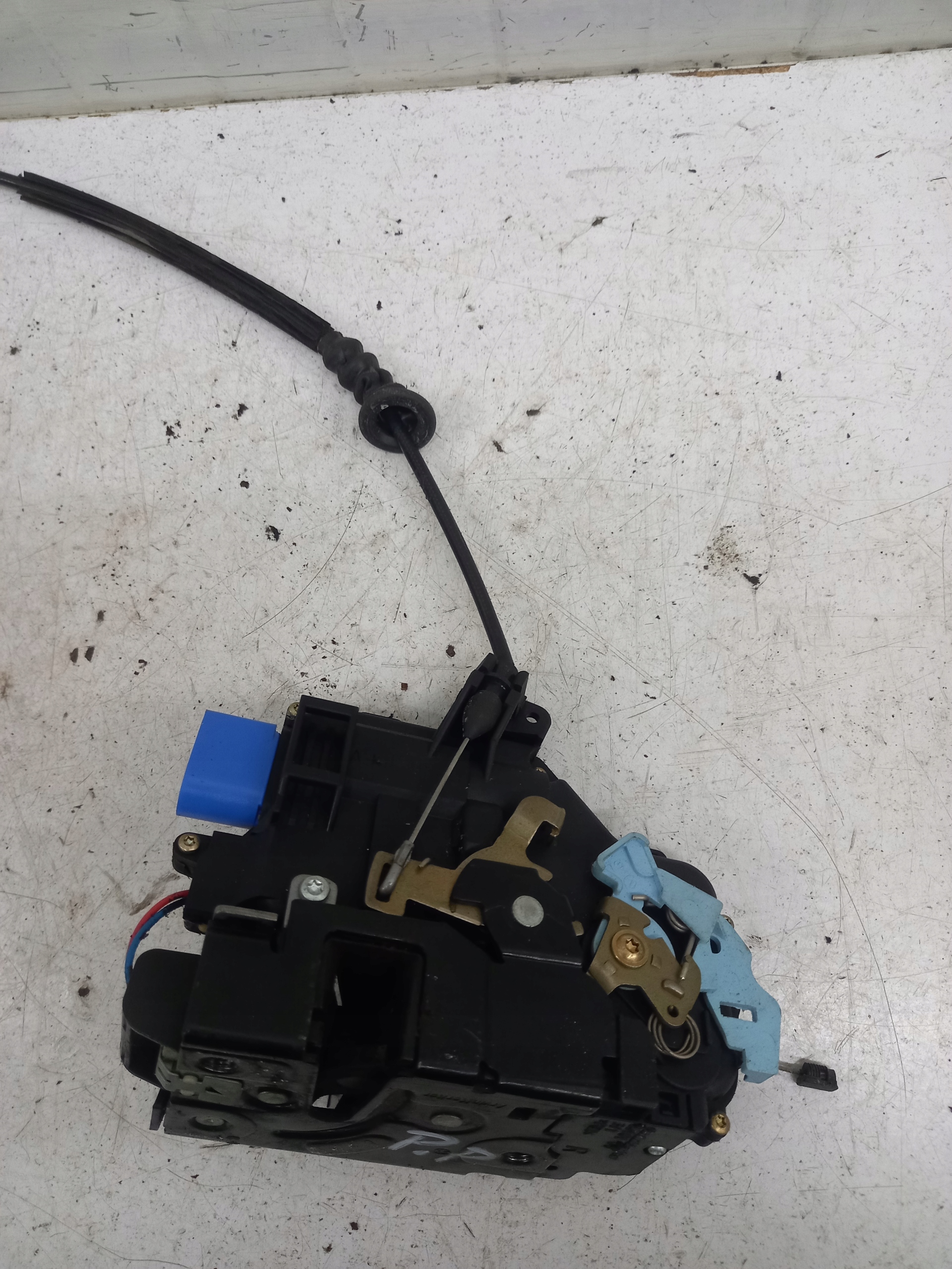 lock door CENTRALNY right front SKODA OCTAVIA 2 9 PIN 3D2837016